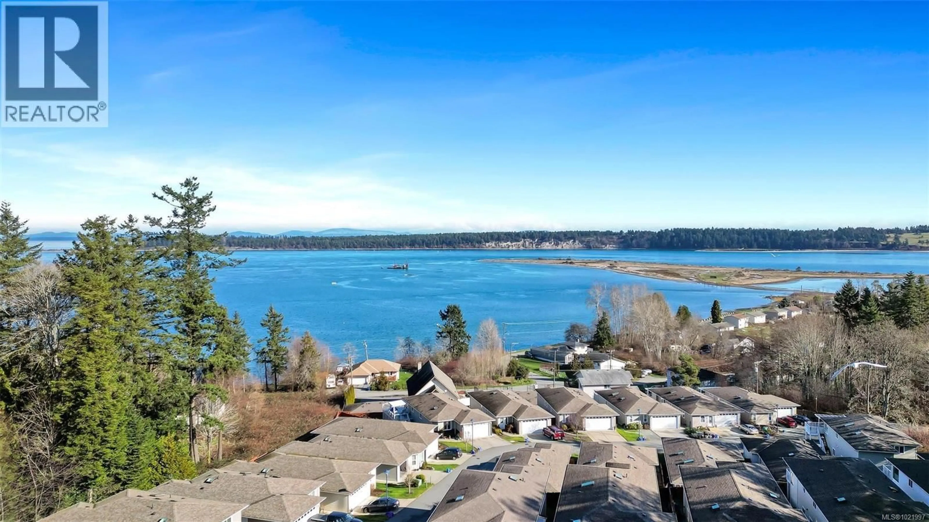Patio, water/lake/river/ocean view for 1 - 2740 STAUTW ROAD, Central Saanich British Columbia V8M0A8