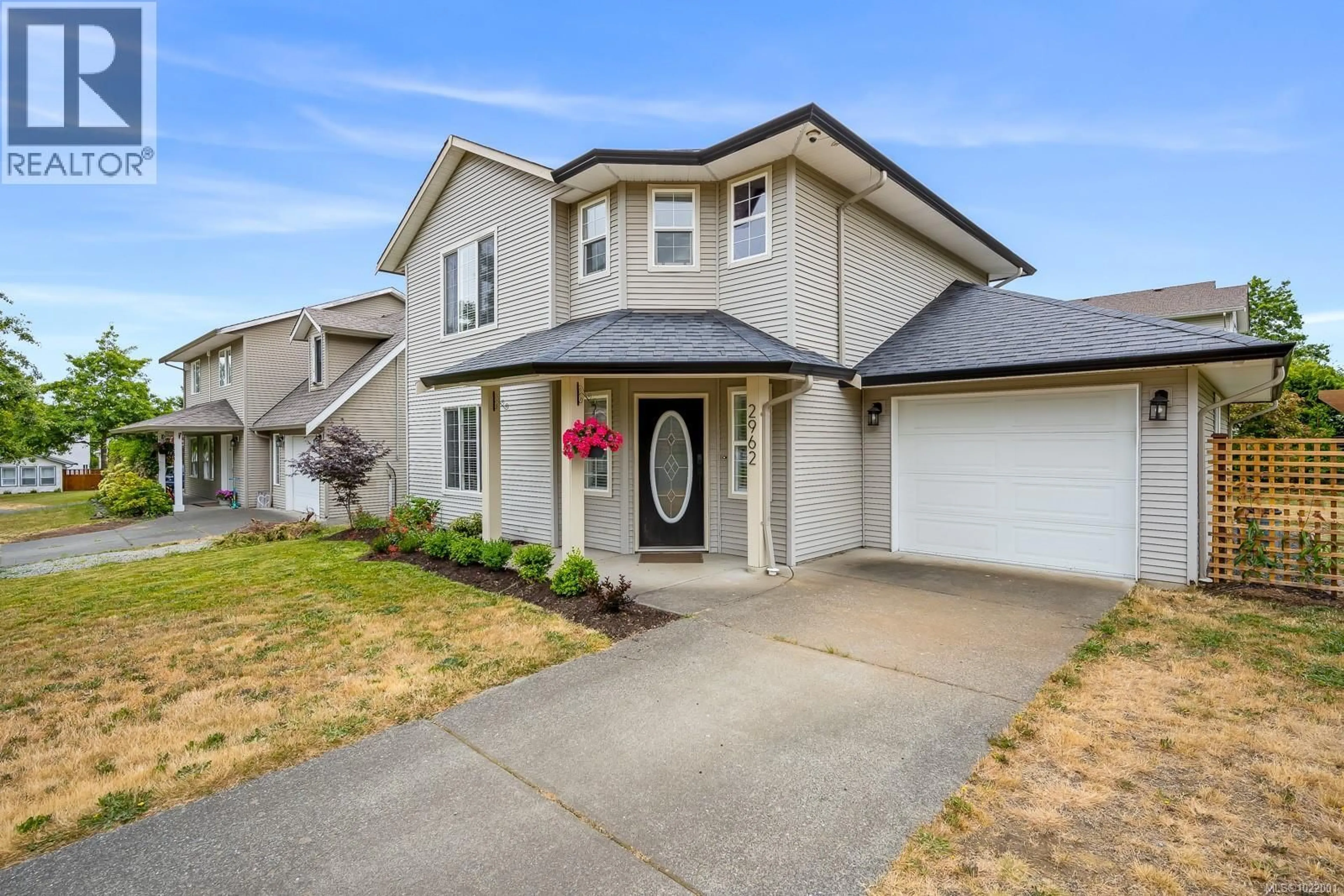 Home with vinyl exterior material, street for 2962 HUCKLEBERRY PLACE, Courtenay British Columbia V9N9W7