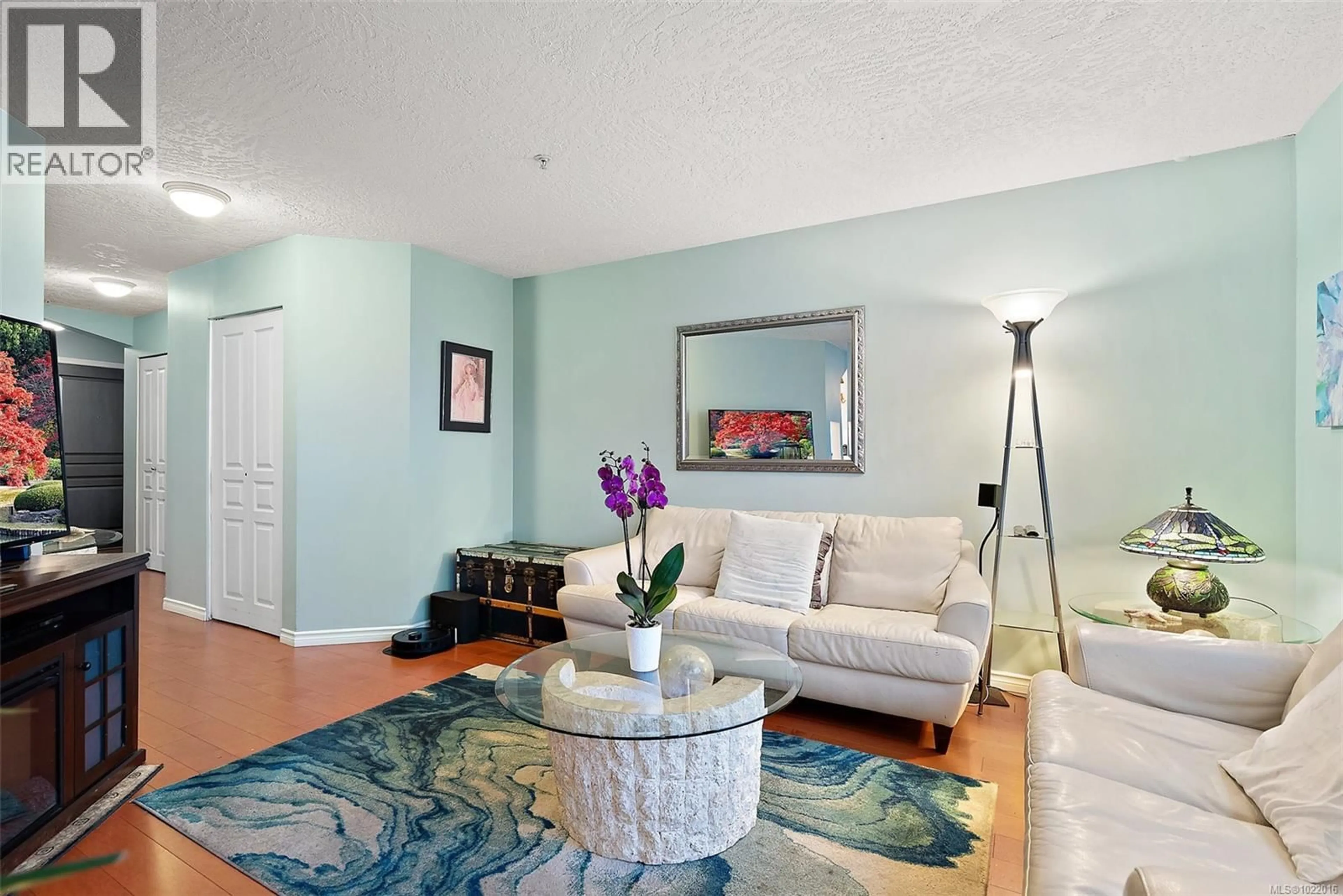 Living room with furniture, unknown for 302 - 935 JOHNSON STREET, Victoria British Columbia V8V3N5