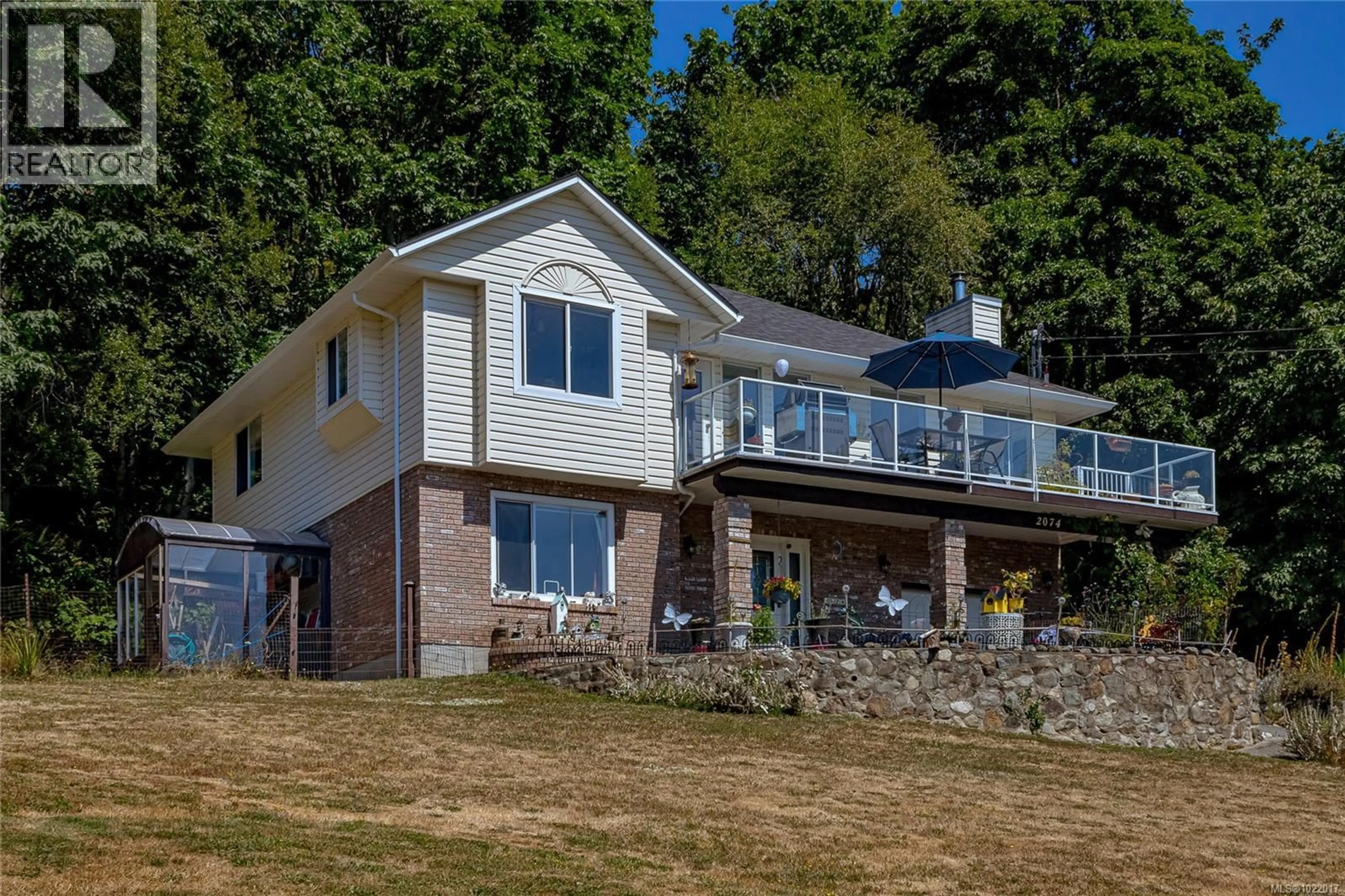 Home with vinyl exterior material, water/lake/river/ocean view for 2074 LUDLOW ROAD, Sooke British Columbia V9Z0E6