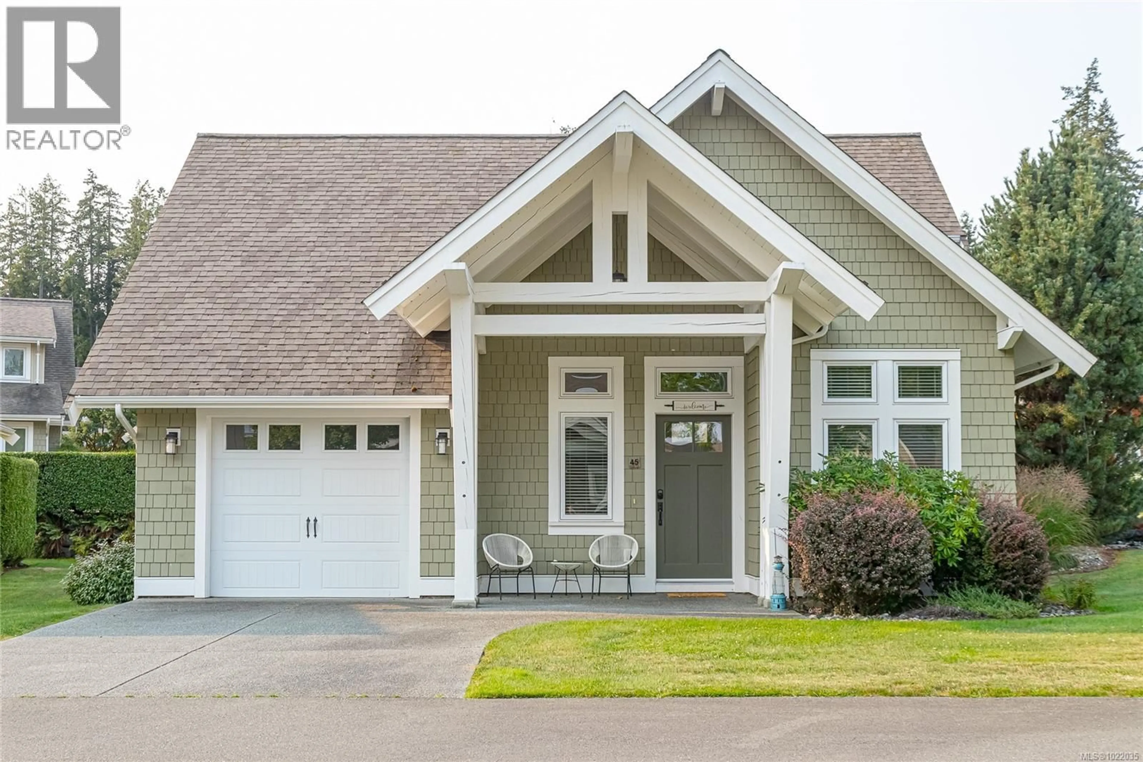 Home with vinyl exterior material, street for 45 - 5251 ISLAND HIGHWAY WEST, Qualicum Beach British Columbia V9K2C1