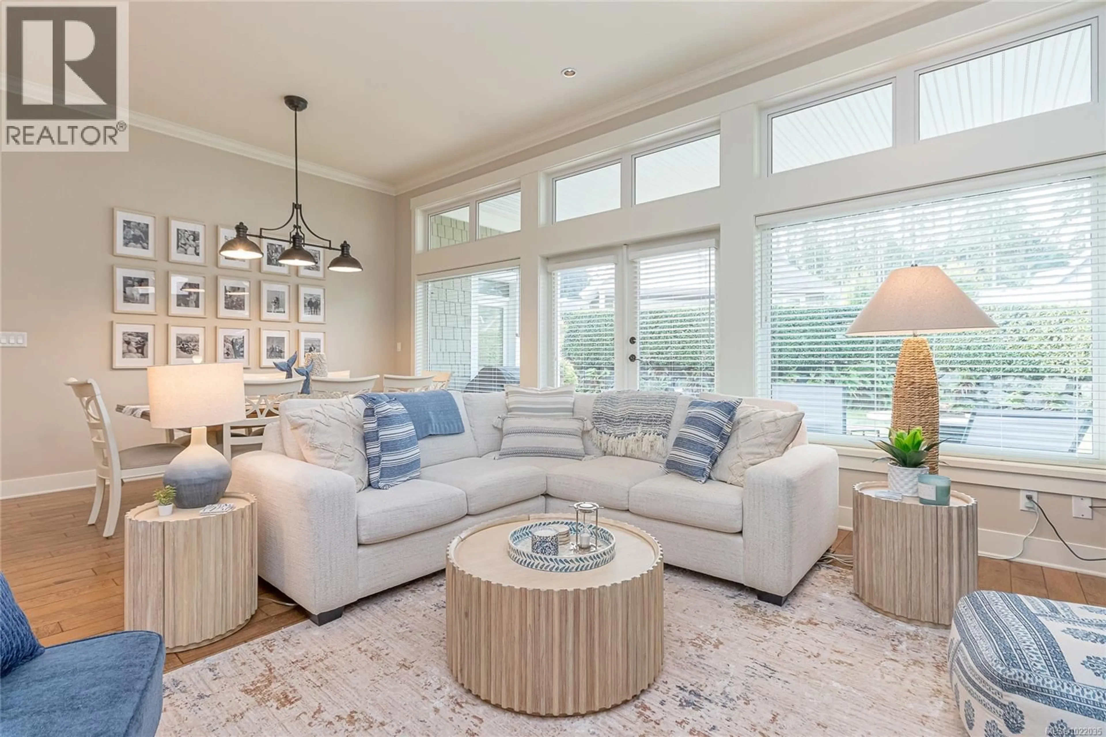 Living room with furniture, unknown for 45 - 5251 ISLAND HIGHWAY WEST, Qualicum Beach British Columbia V9K2C1