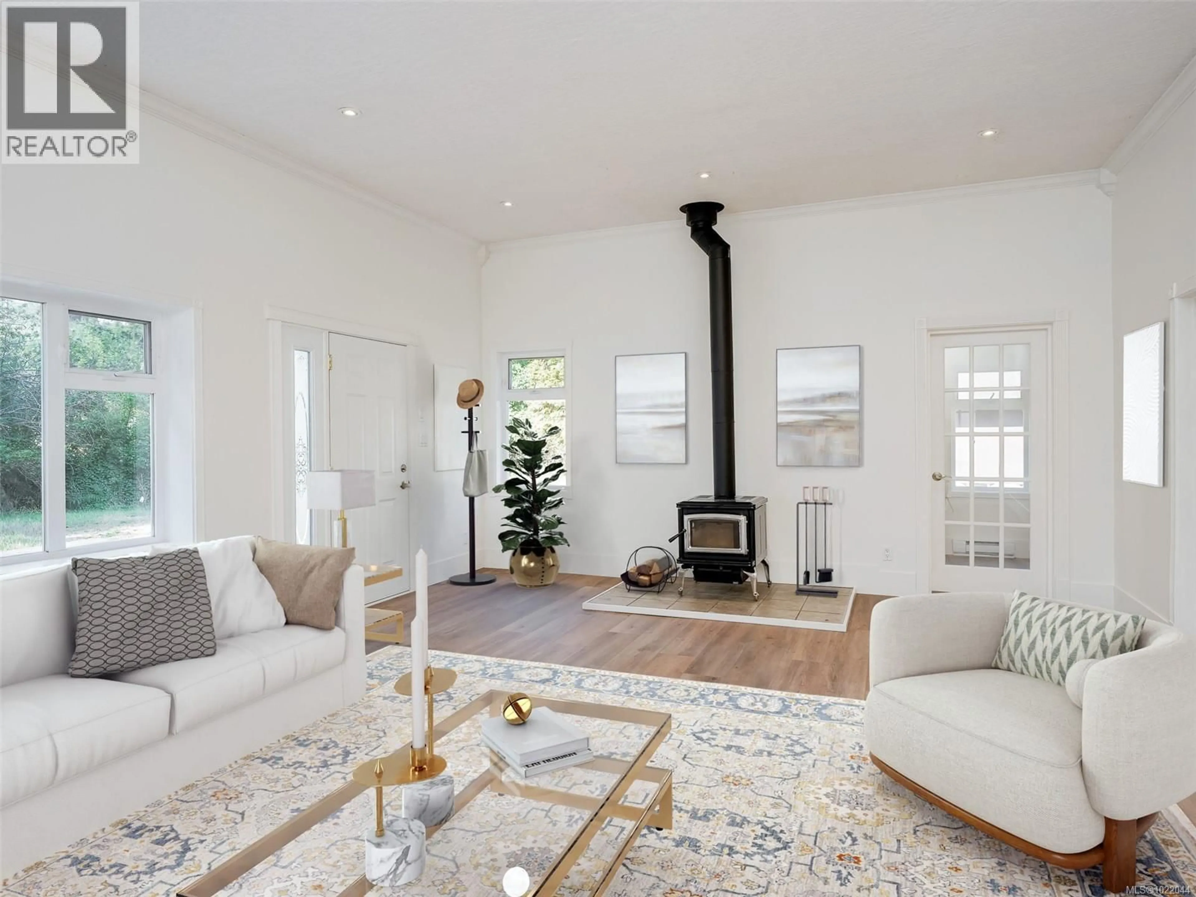 Living room with furniture, unknown for 690 SHAWNIGAN LAKE ROAD, Shawnigan Lake British Columbia V0R2W0