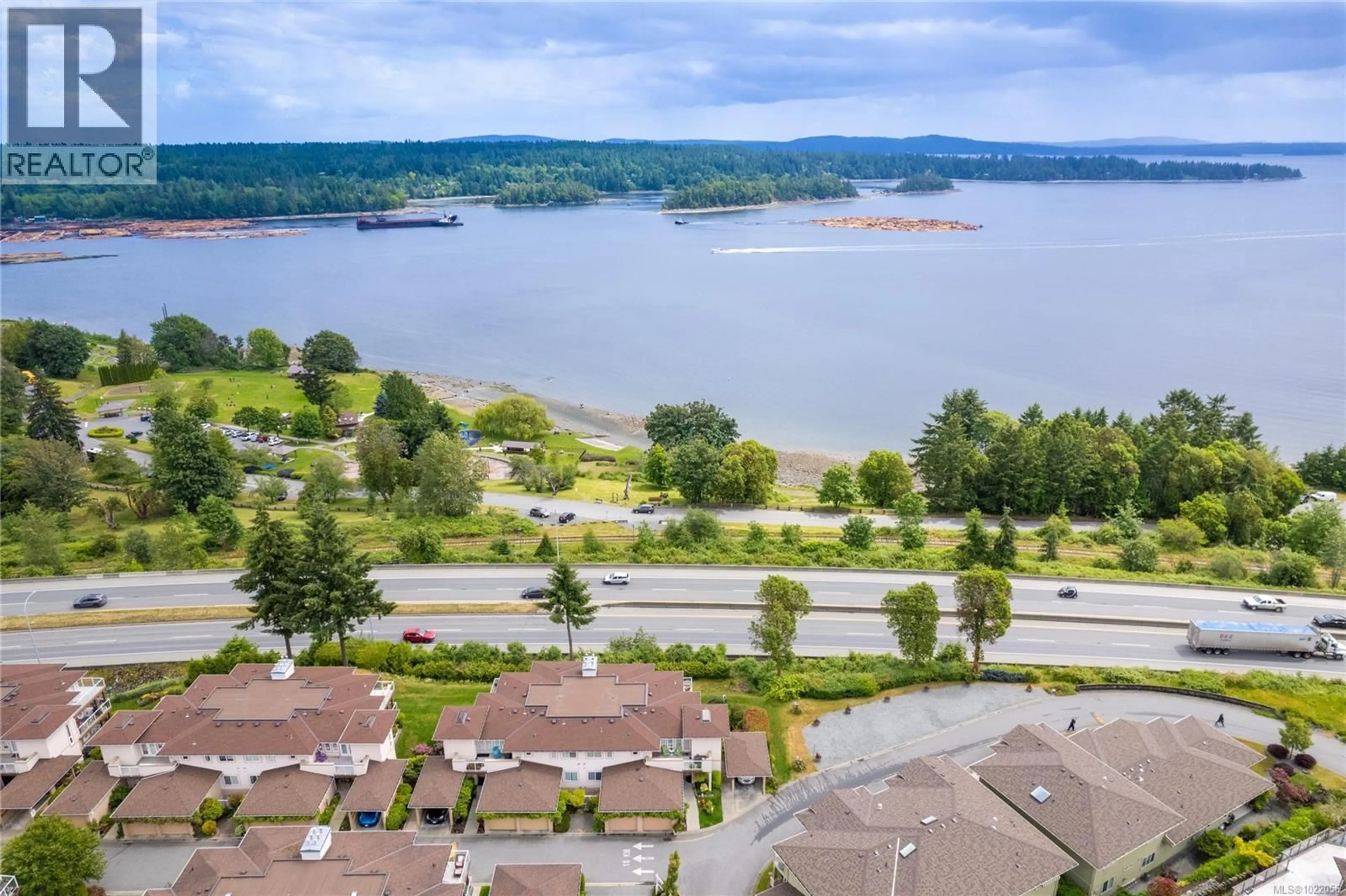 A pic from outside/outdoor area/front of a property/back of a property/a pic from drone, water/lake/river/ocean view for 43 - 100 GIFFORD ROAD, Ladysmith British Columbia V9G1B8