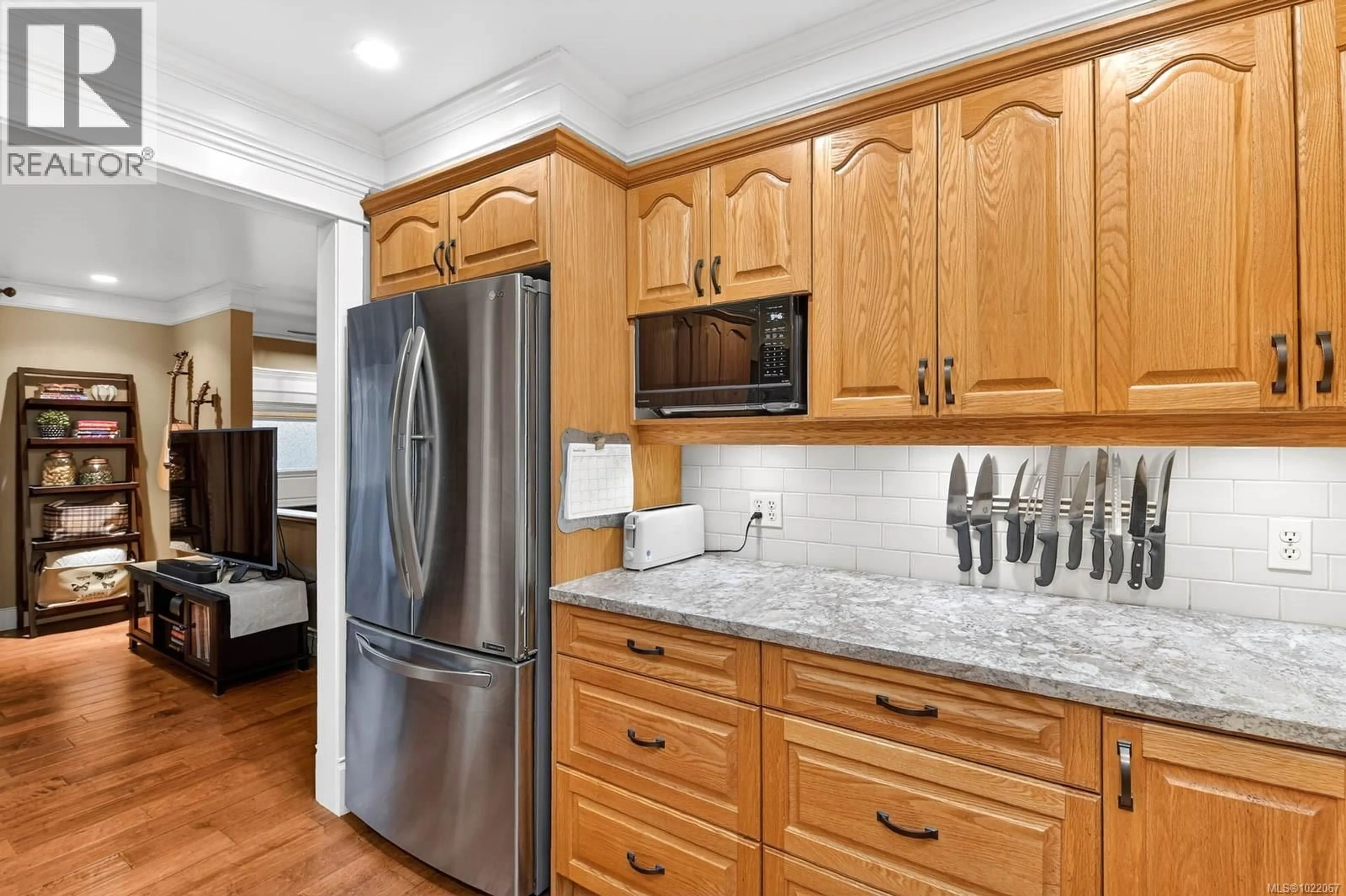 Standard kitchen, unknown for 5424 HASLAM DRIVE, Port Alberni British Columbia V9Y7Y8