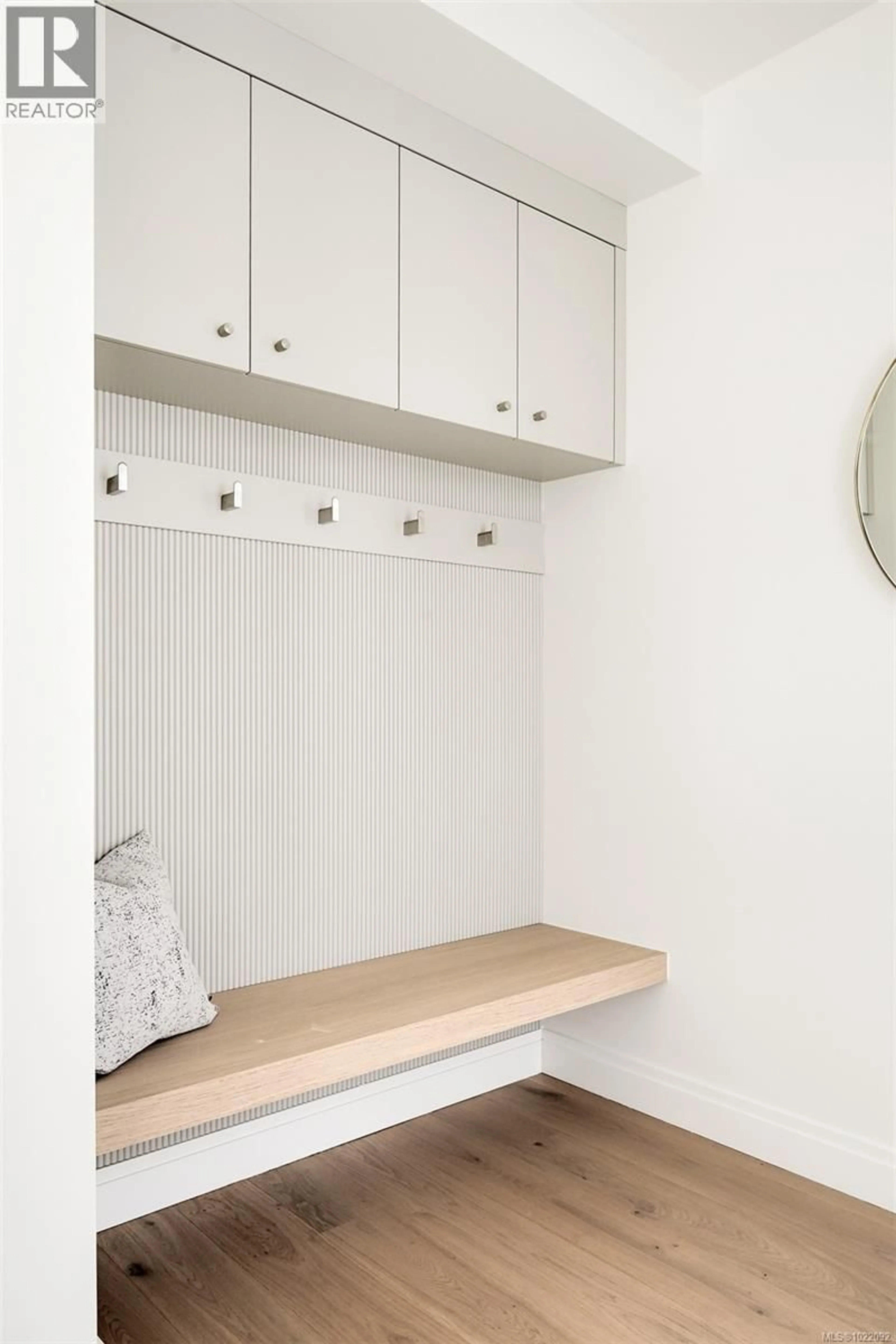 Unknown for 2 - 5032 WESLEY ROAD, Saanich British Columbia V8Y1Z4