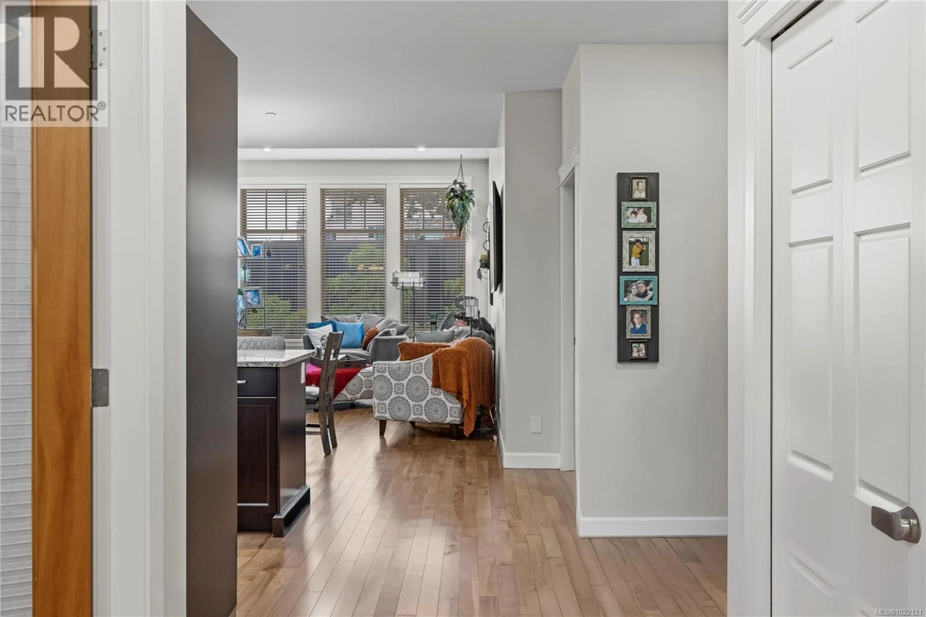 Indoor entryway for 103 - 4921 CORAL WAY, Nanaimo British Columbia V9V0A3