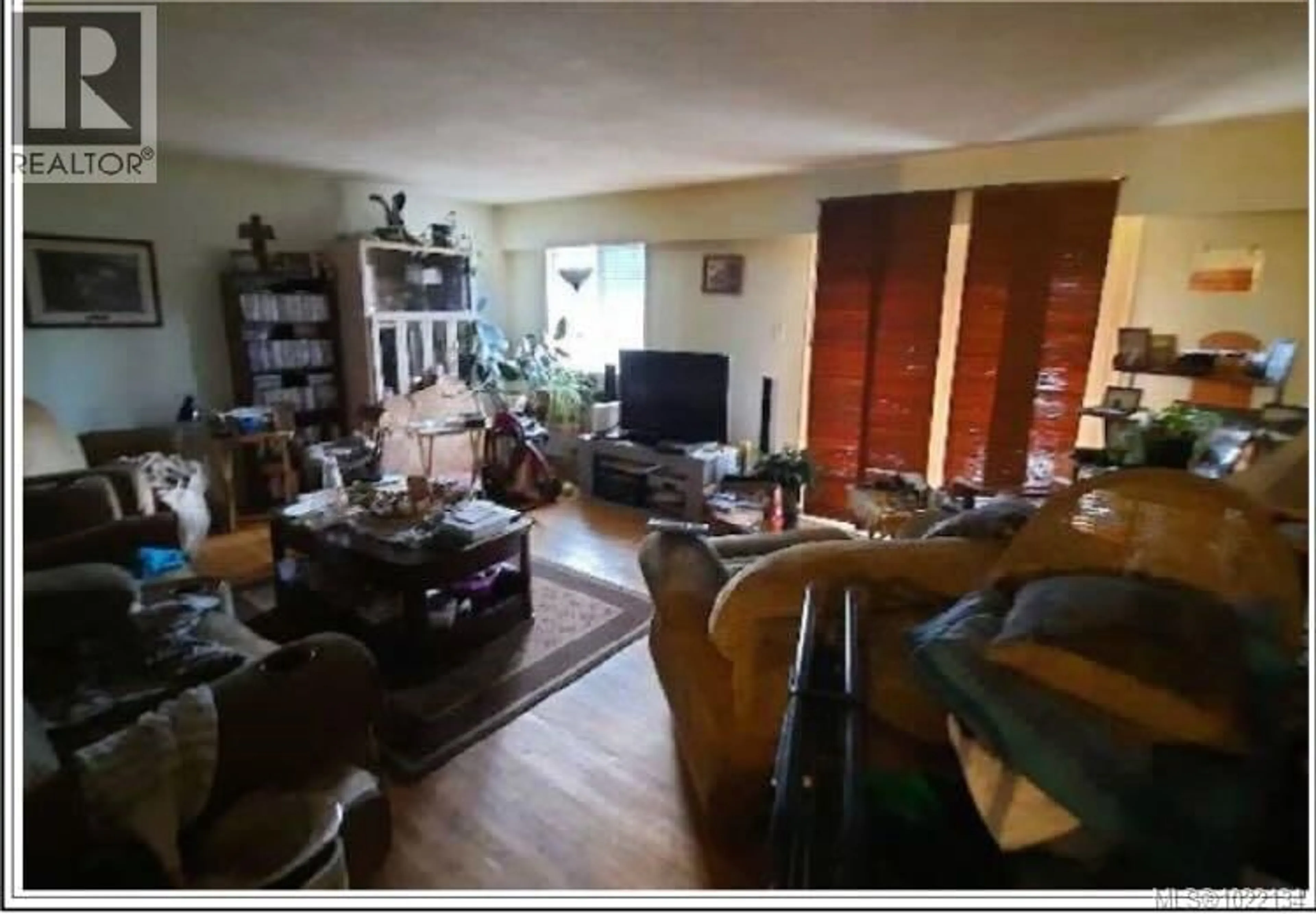 Living room with furniture, unknown for 101 MCKAY CRESCENT, Port Alice British Columbia V0N2R0