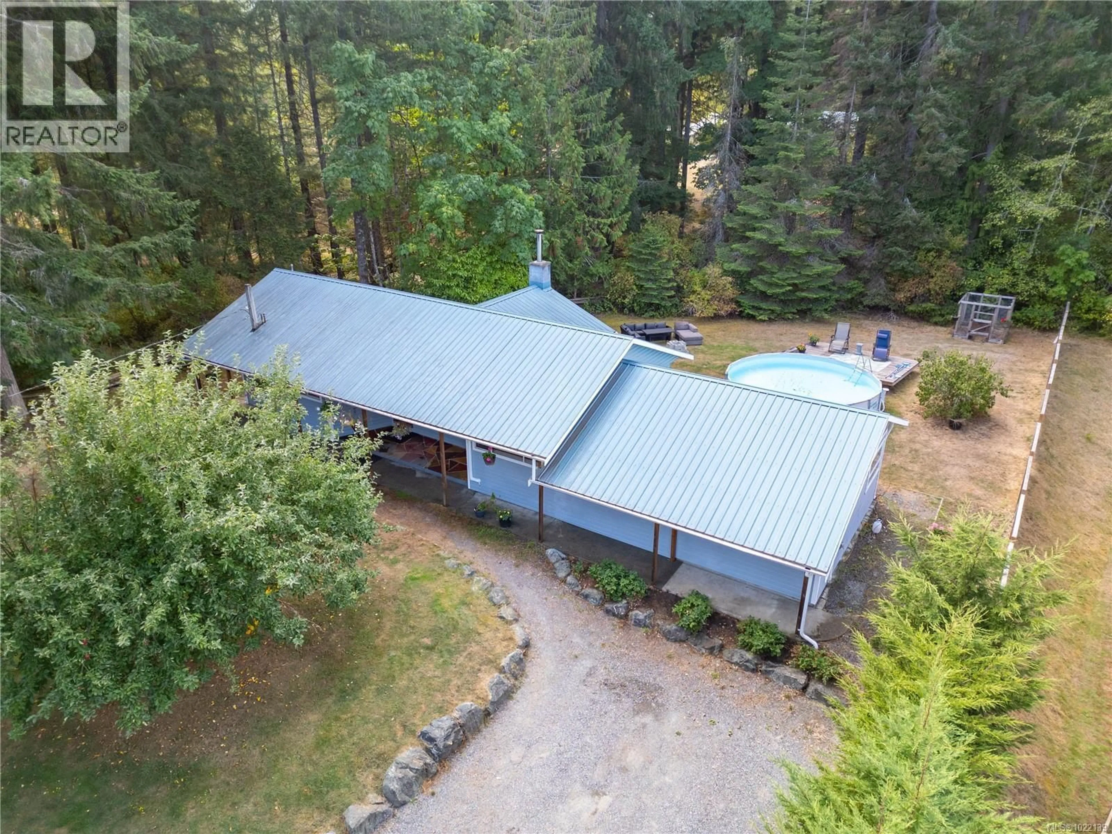 A pic from outside/outdoor area/front of a property/back of a property/a pic from drone, unknown for 8996 CHEMAINUS ROAD, Chemainus British Columbia V0R1K5