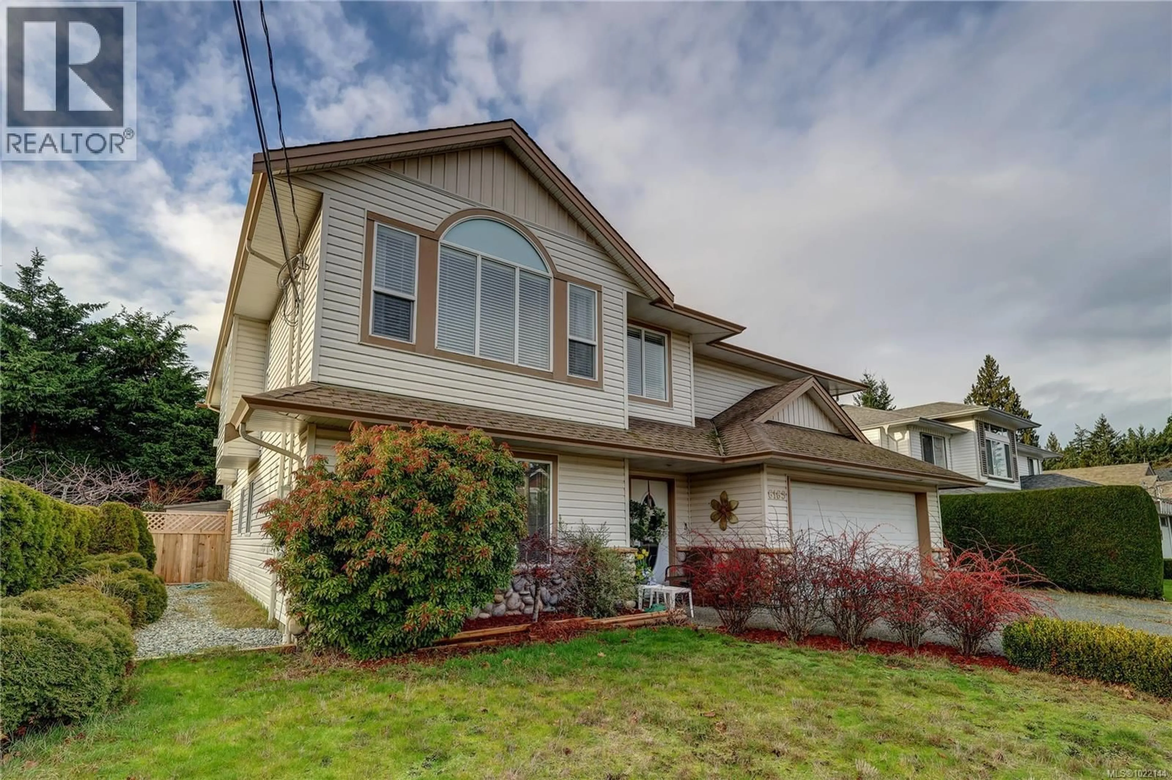 Home with vinyl exterior material, street for 6169 BRICKYARD ROAD, Nanaimo British Columbia V9V1K3