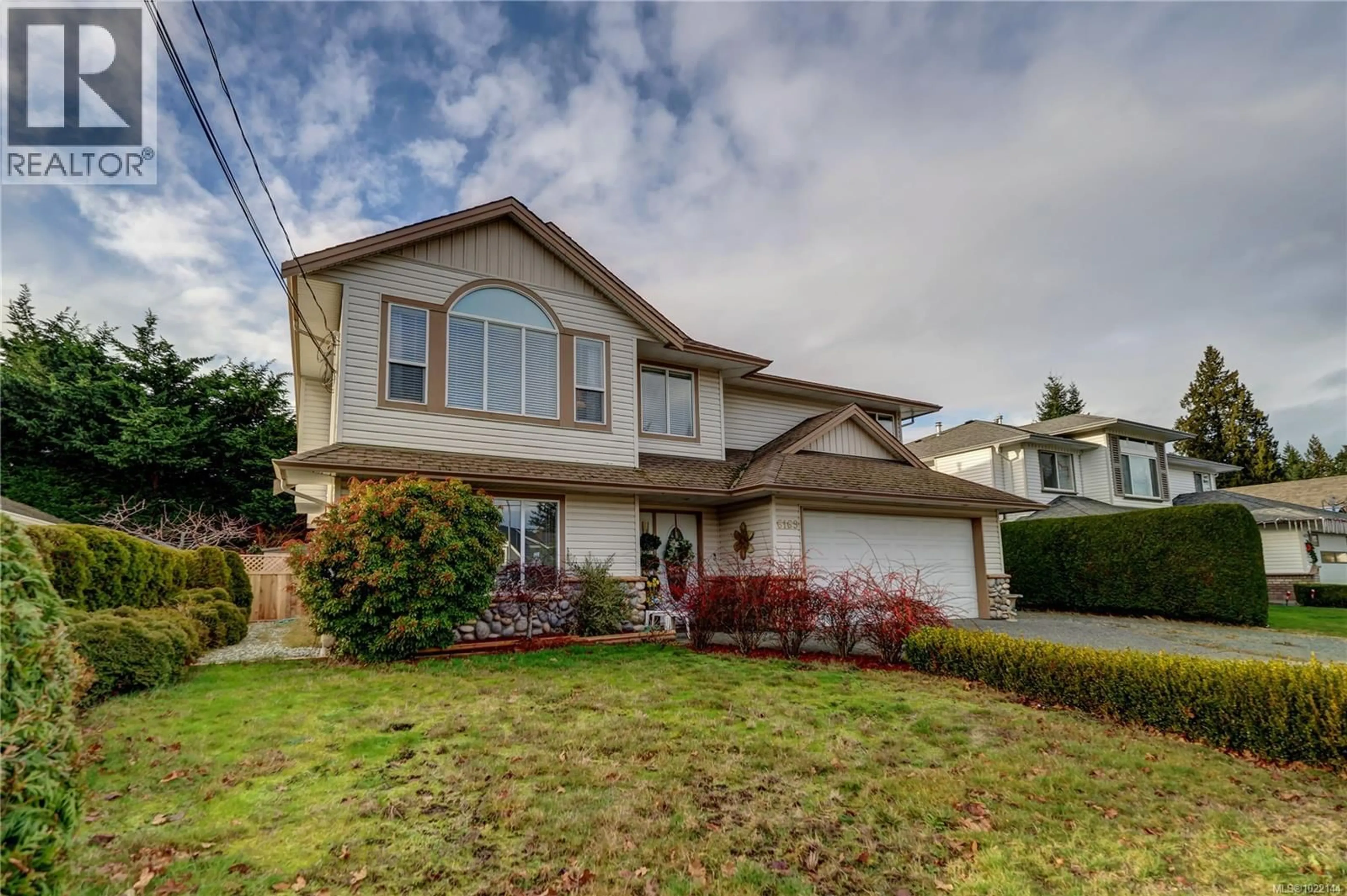 Home with vinyl exterior material, street for 6169 BRICKYARD ROAD, Nanaimo British Columbia V9V1K3