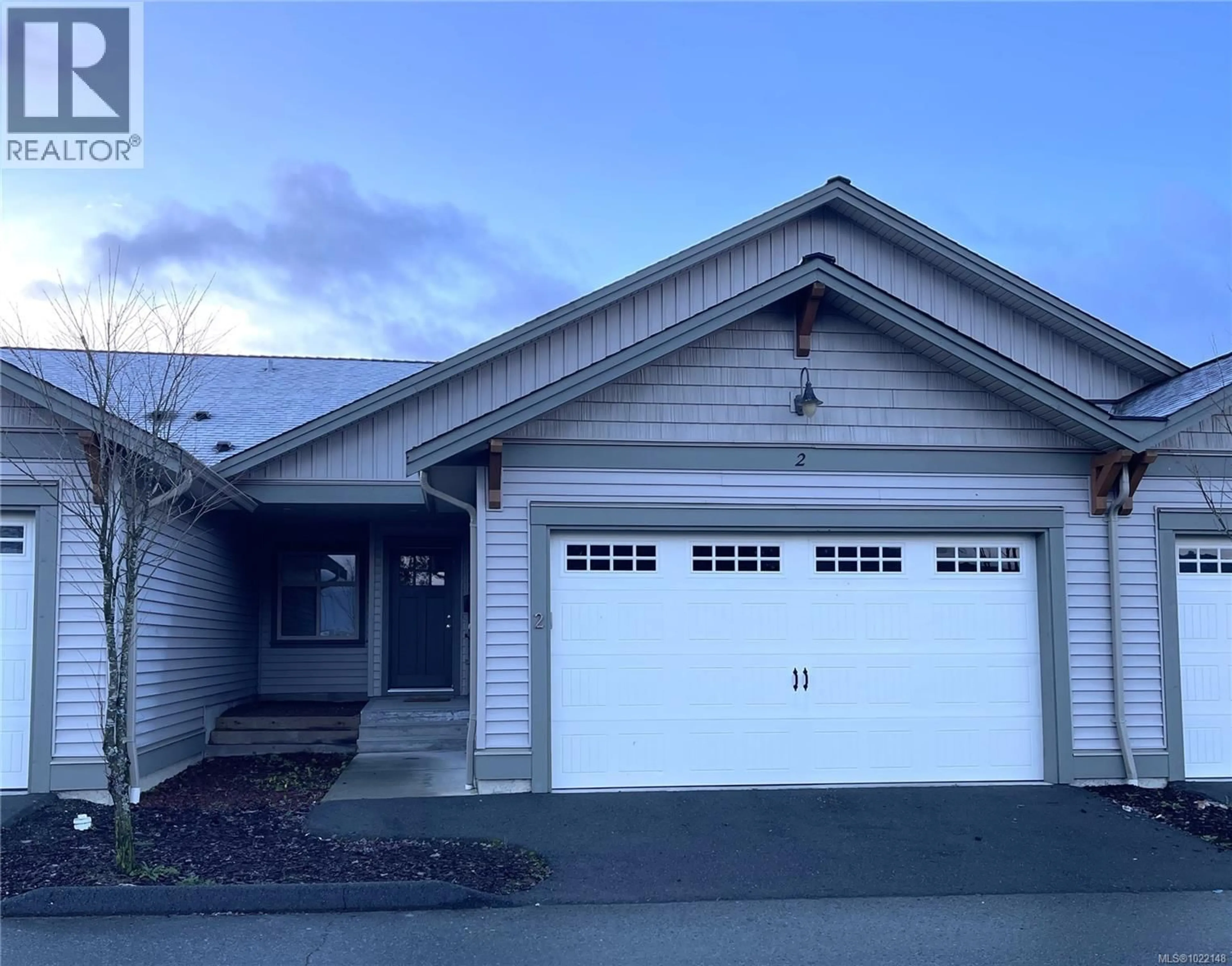 Home with vinyl exterior material, street for 2 - 3774 12TH AVENUE, Port Alberni British Columbia V9Y5A5