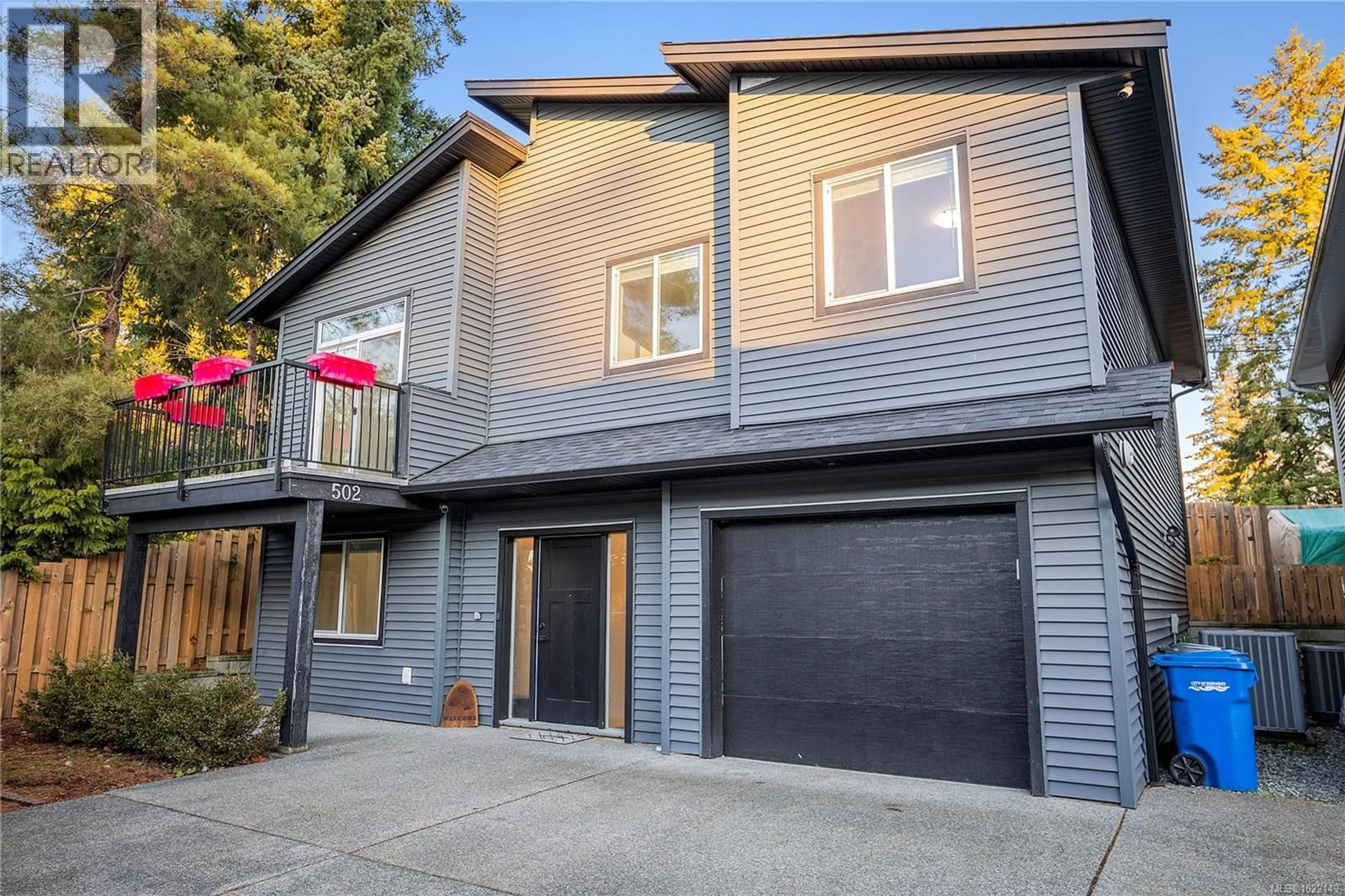 Home with vinyl exterior material, street for 502 DOREEN PLACE, Nanaimo British Columbia V9T4S1