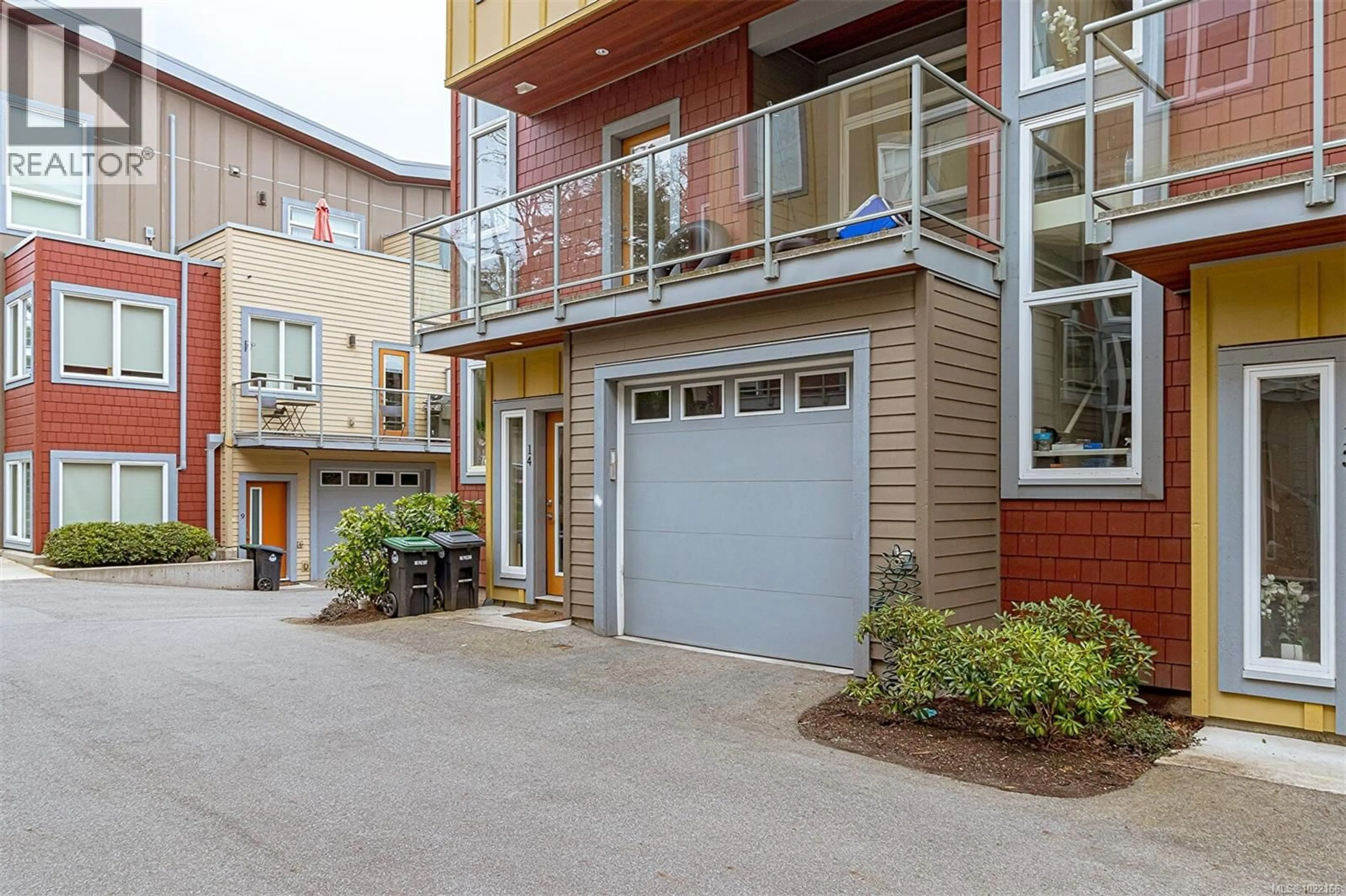 Unknown for 14 - 235 ISLAND HIGHWAY, View Royal British Columbia V9B1G3