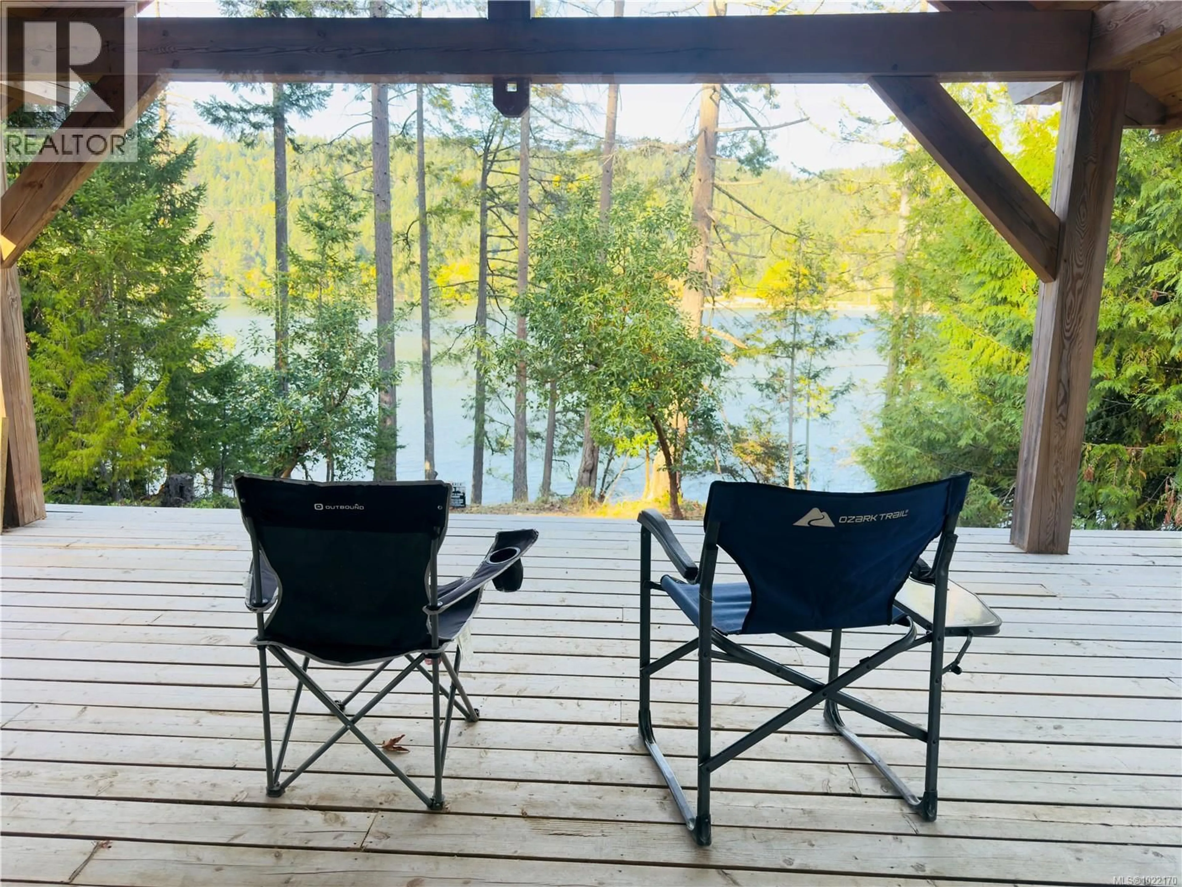 Patio, water/lake/river/ocean view for 624 WEATHERS WAY, Mudge Island British Columbia V0R1X6