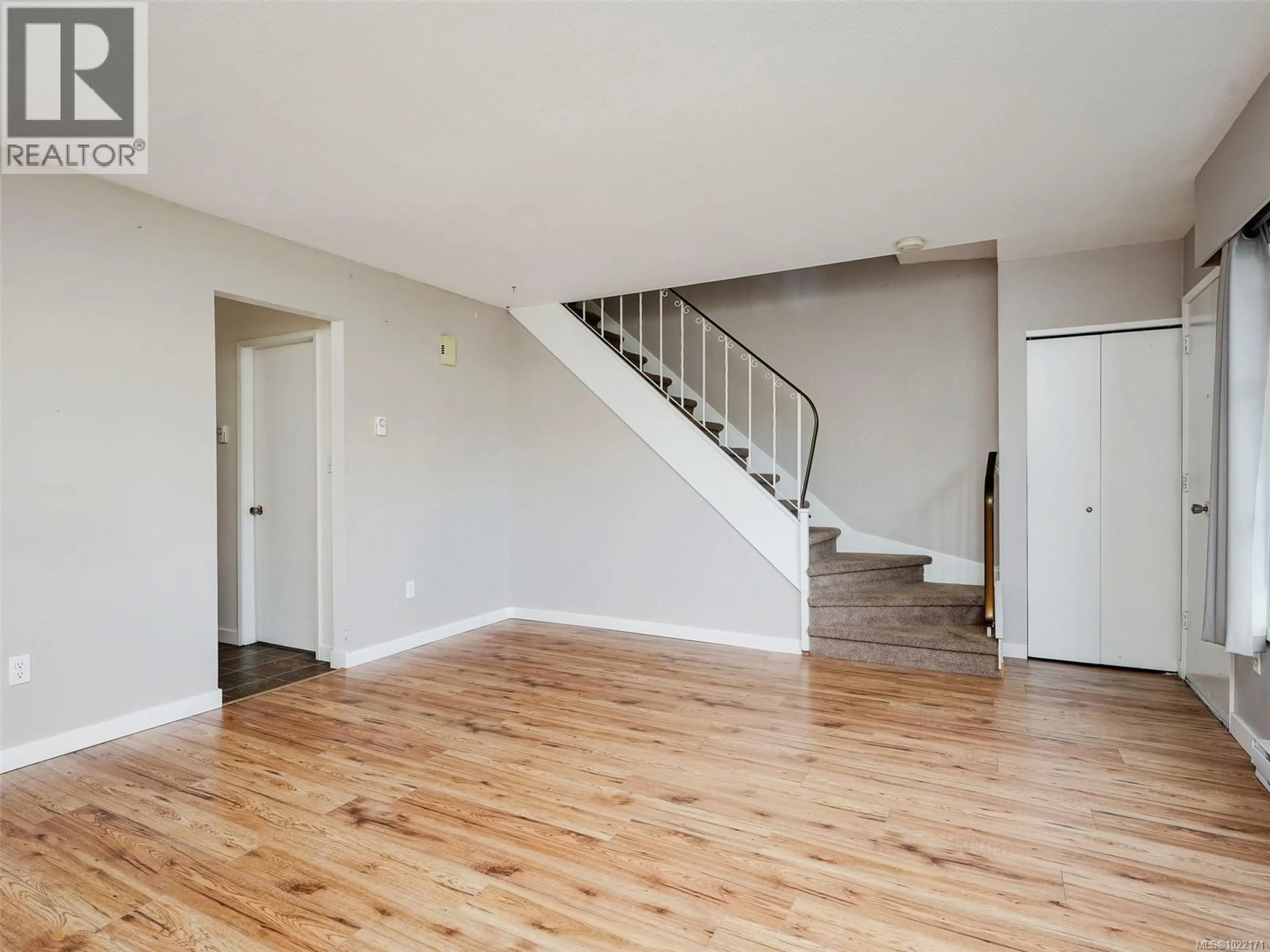 A pic of a room for A & B - 1725 FELTHAM ROAD, Saanich British Columbia V8N6J5