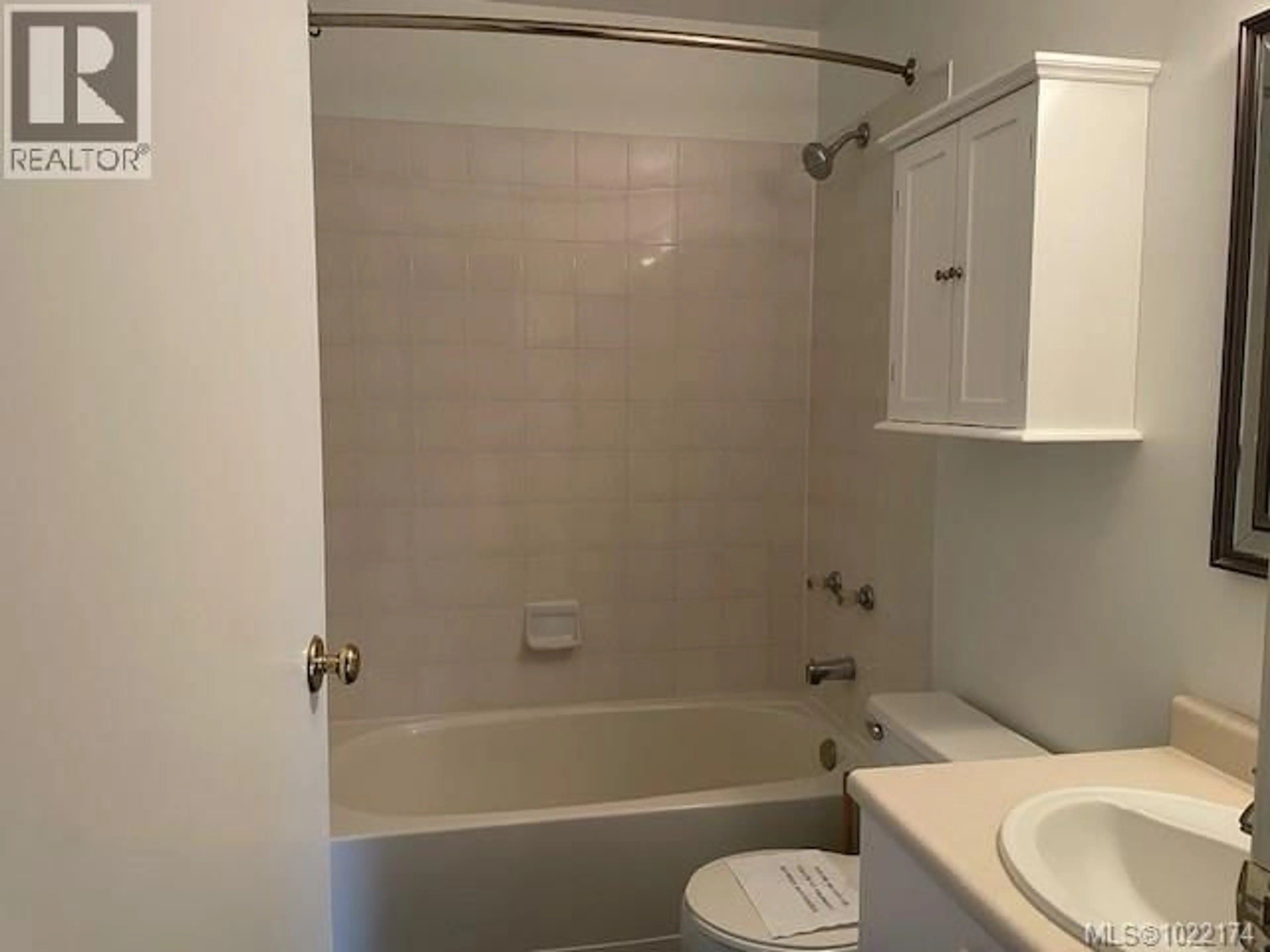 Standard bathroom, floor is not visible for 412 - 1050 BRAIDWOOD ROAD, Courtenay British Columbia V9N3R9