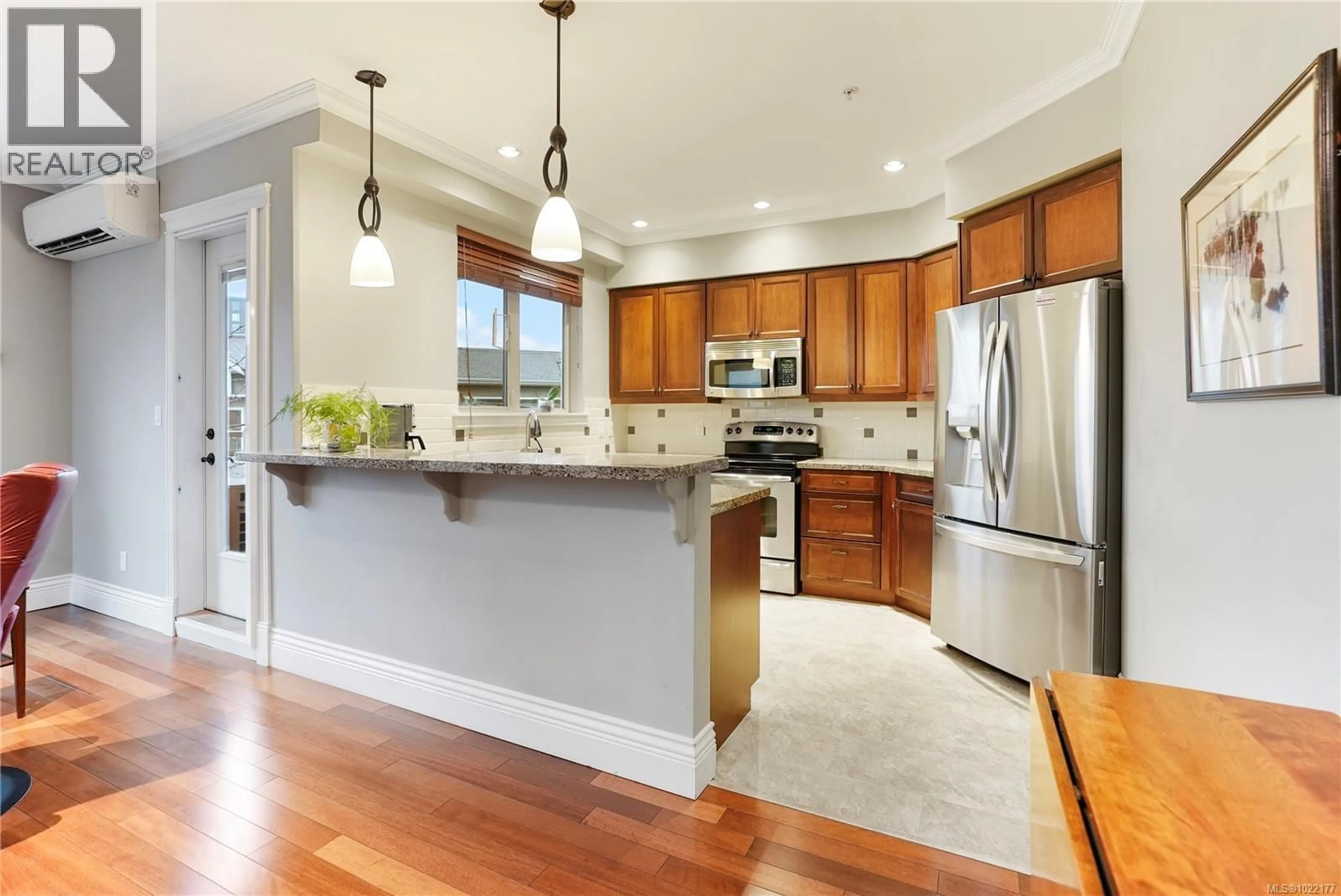 Open concept kitchen, unknown for 214 - 755 GOLDSTREAM AVENUE, Langford British Columbia V9B2X4