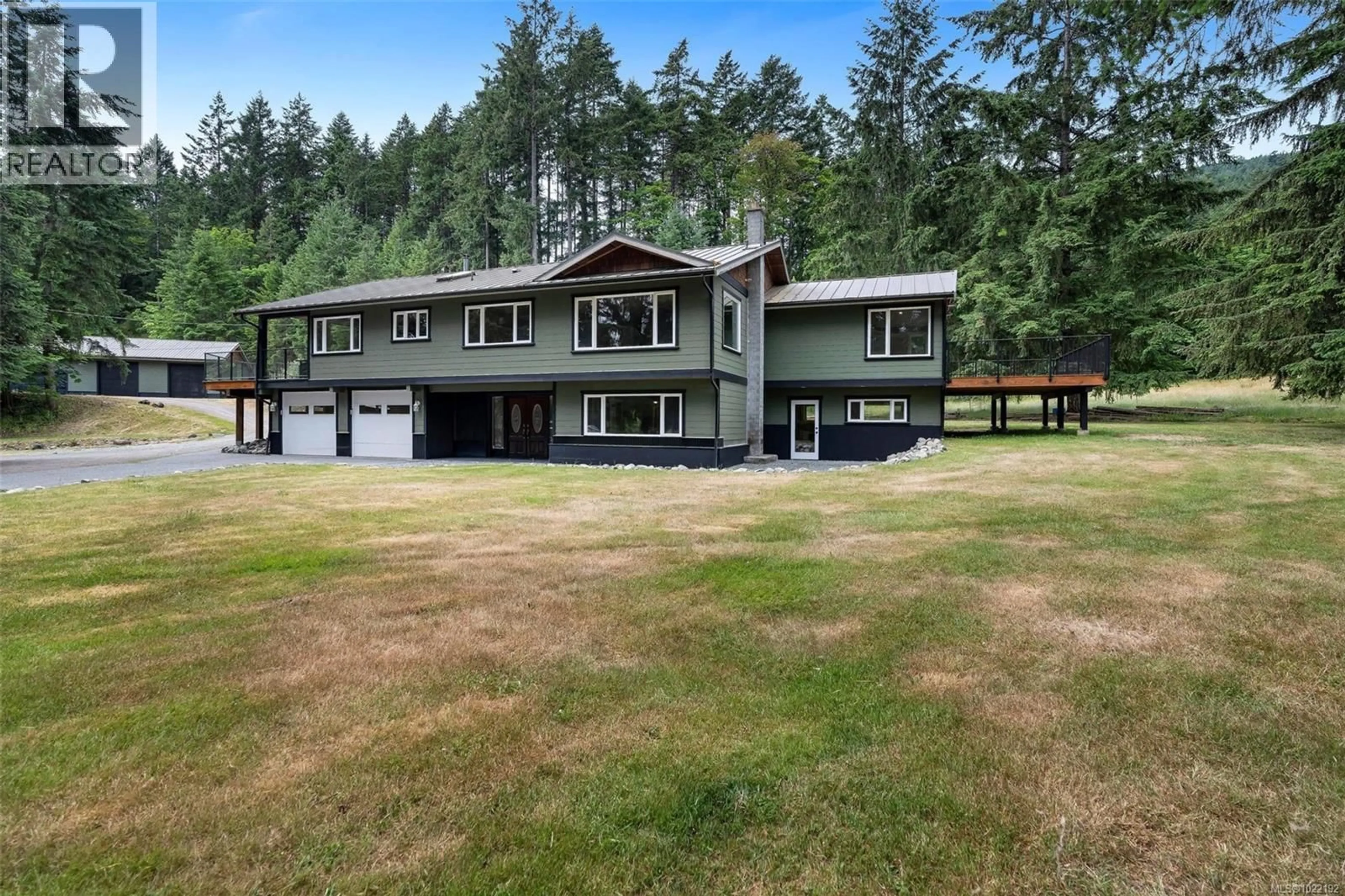 A pic from outside/outdoor area/front of a property/back of a property/a pic from drone, unknown for 7518 ROSEVEAR ROAD, Duncan British Columbia V9L5Z8