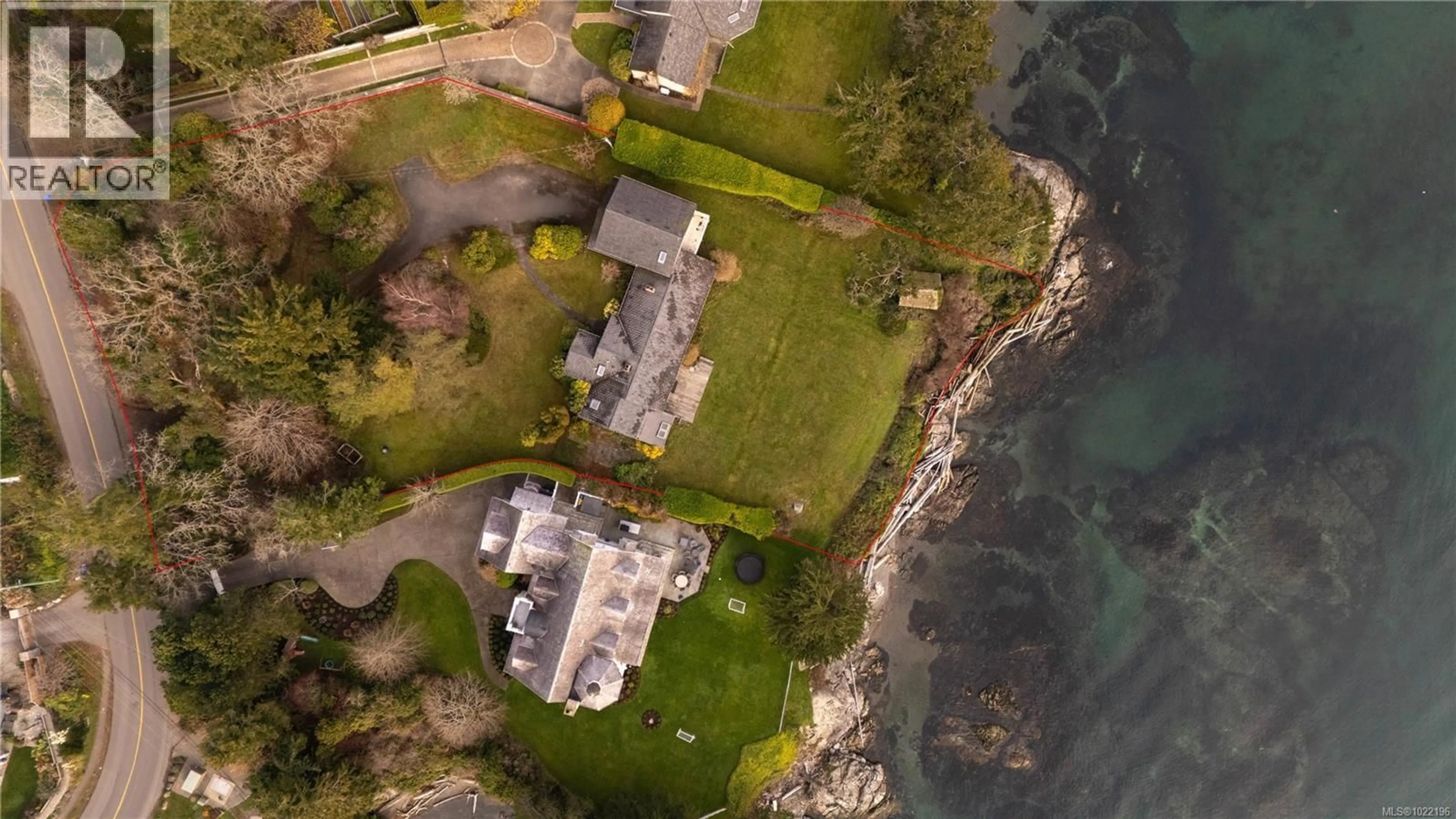 A pic from outside/outdoor area/front of a property/back of a property/a pic from drone, water/lake/river/ocean view for 3901 TUDOR AVENUE, Saanich British Columbia V8N4L3