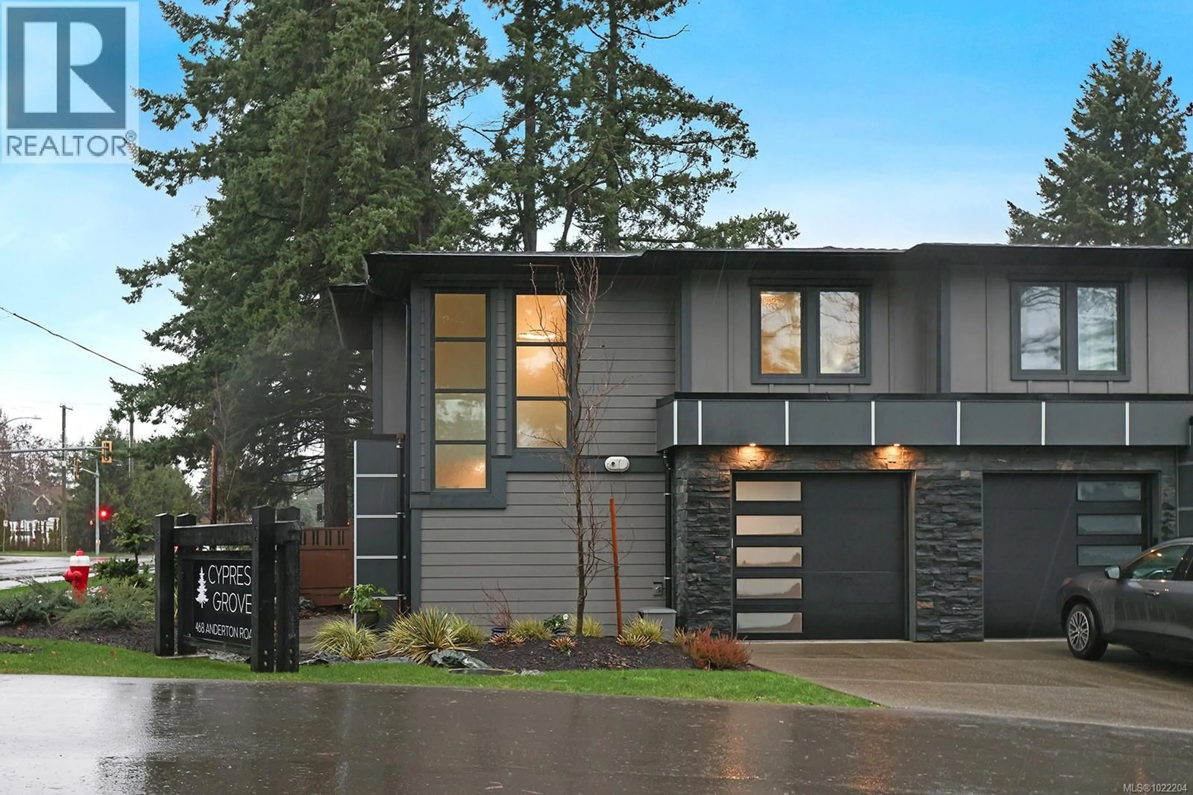 Home with brick exterior material, street for 1 - 468 ANDERTON ROAD, Comox British Columbia V9M2A5