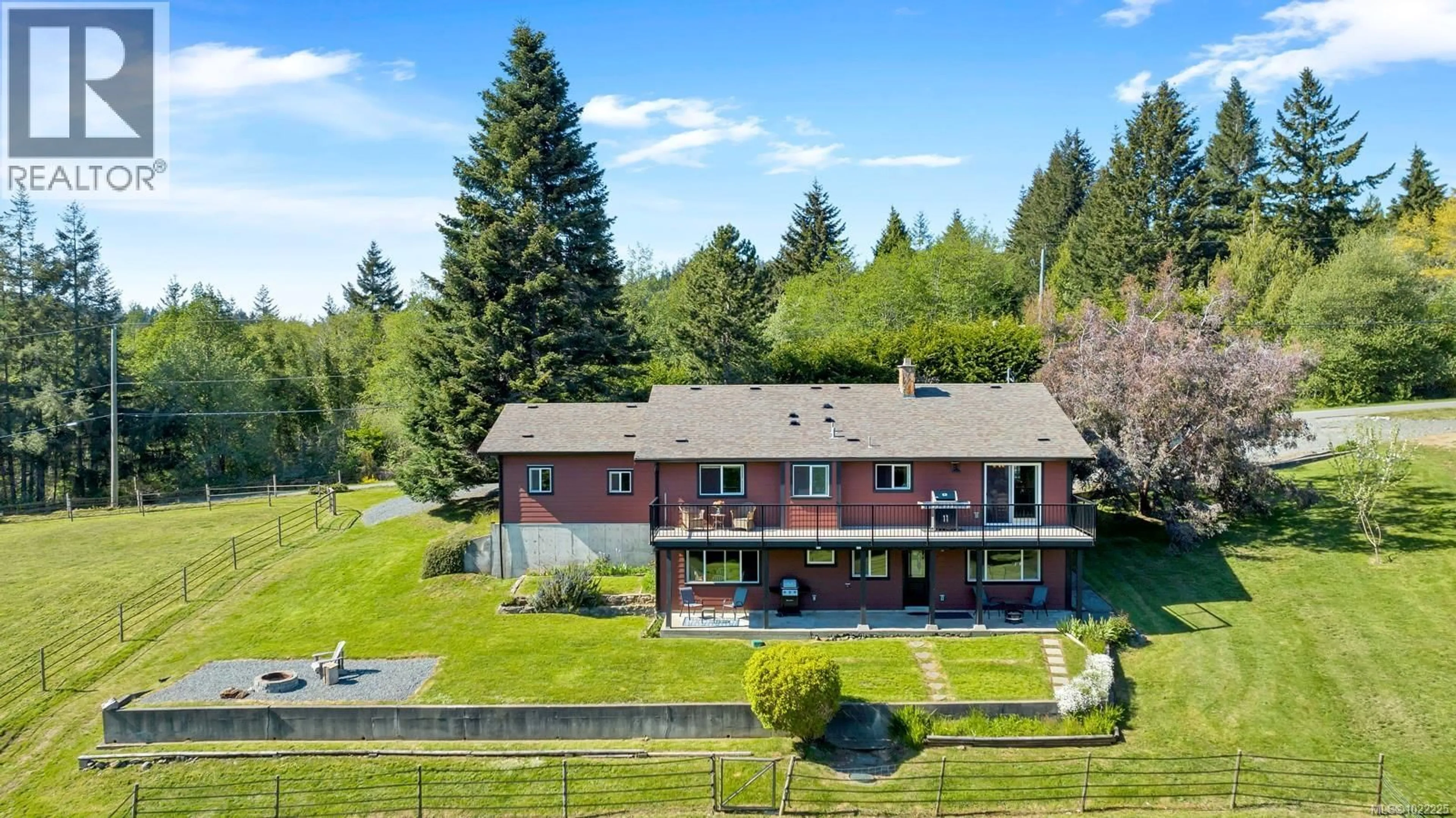 A pic from outside/outdoor area/front of a property/back of a property/a pic from drone, unknown for 4090 OTTER POINT ROAD, Sooke British Columbia V9Z0K2