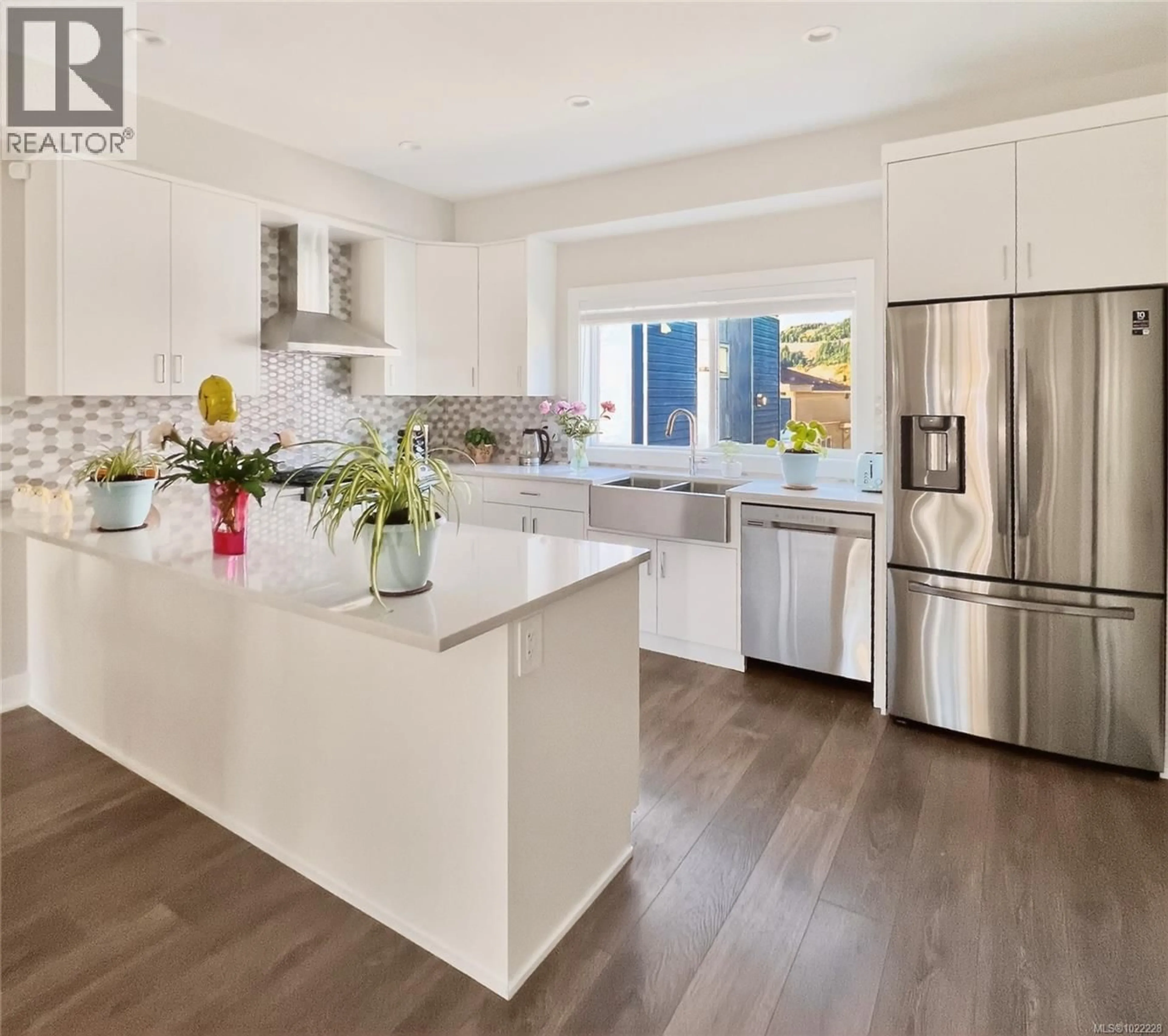 Open concept kitchen, unknown for 2727 CELESTIAL COURT, Langford British Columbia V9B3R6