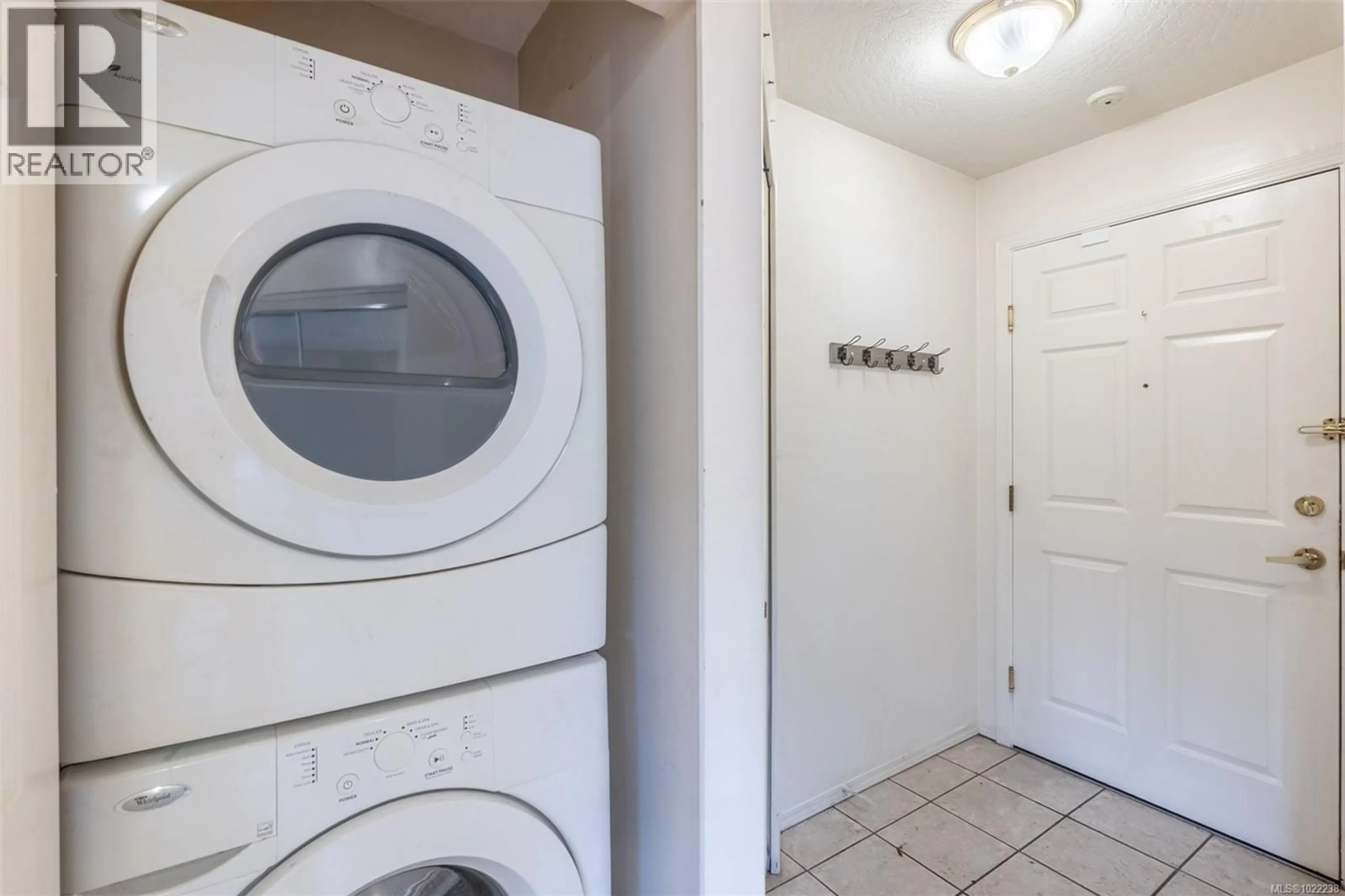 Laundry room for 201 - 1055 HILLSIDE AVENUE, Victoria British Columbia V8T2A4
