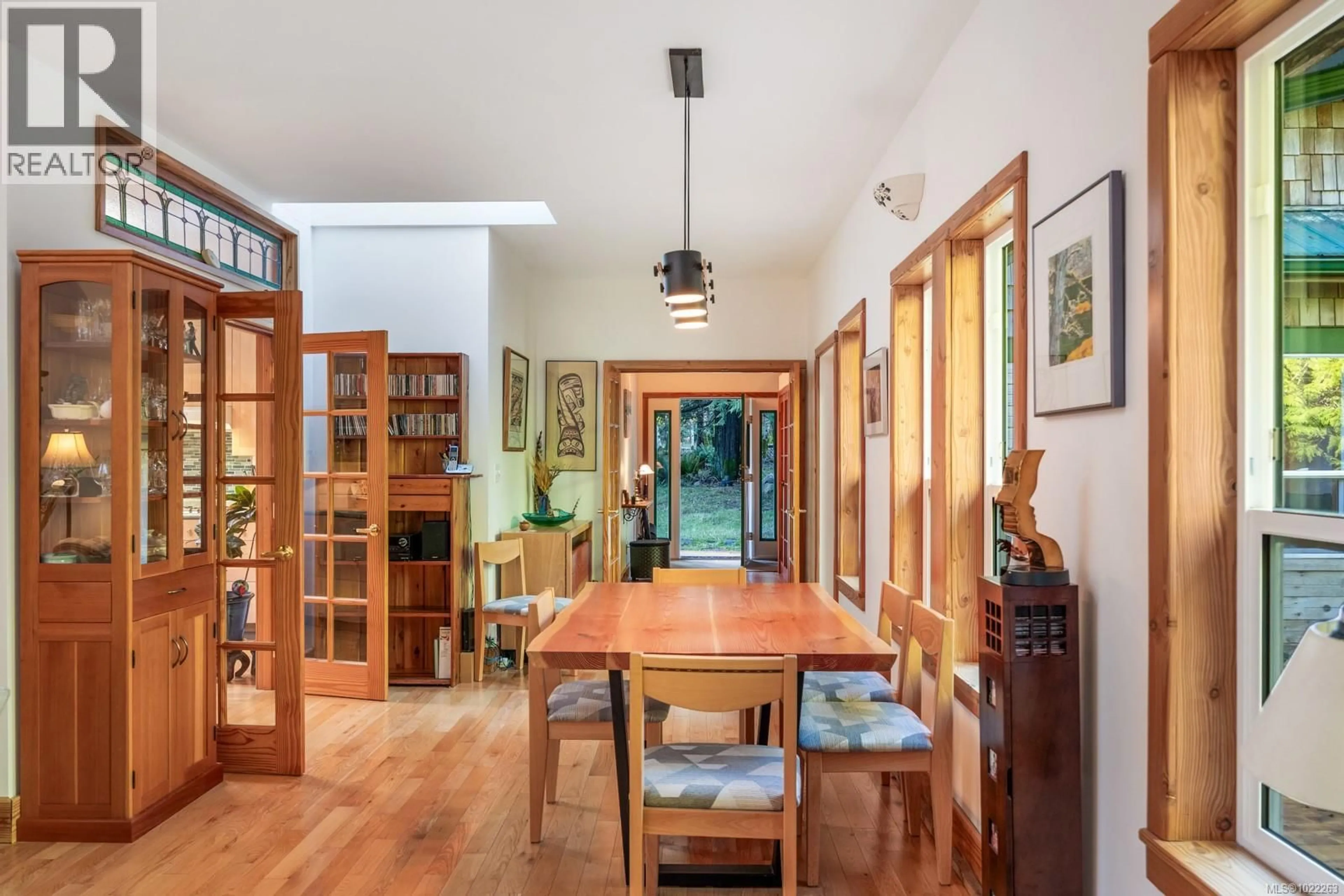 Dining room, unknown for 8875 OWL CRESCENT, Denman Island British Columbia V0R1T0