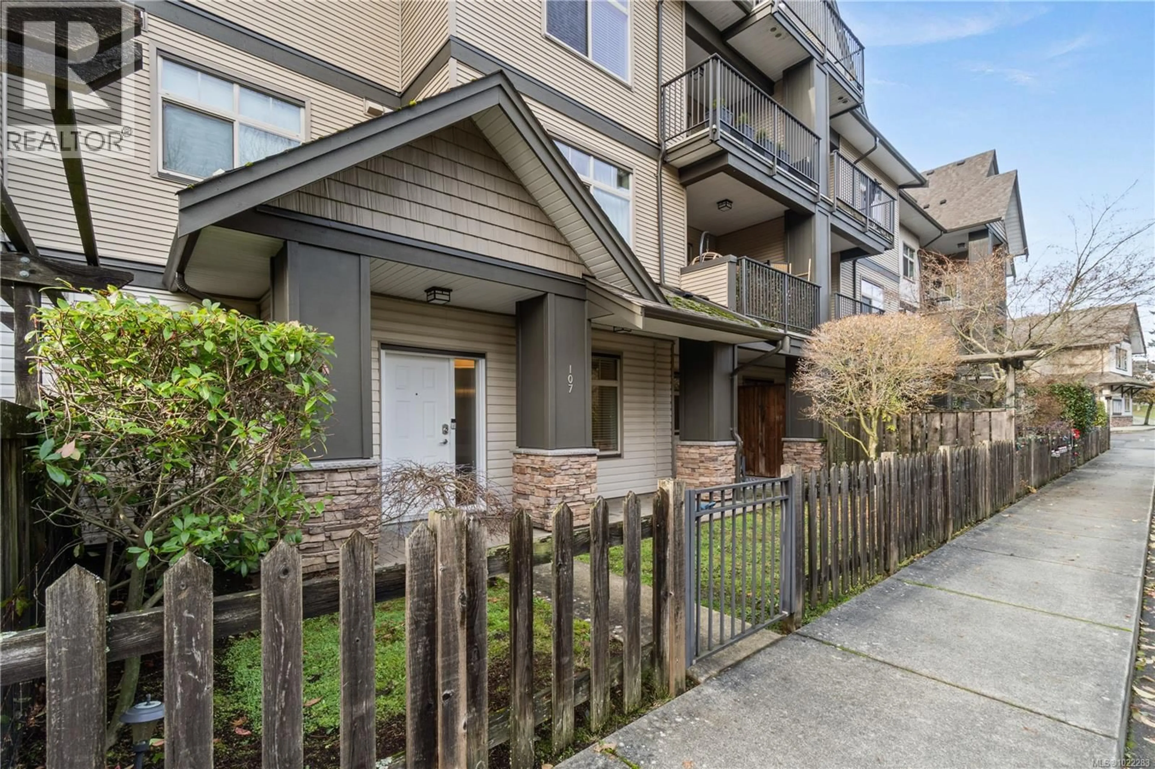 Unknown for 107 - 2111 MEREDITH ROAD, Nanaimo British Columbia V9Y2B6