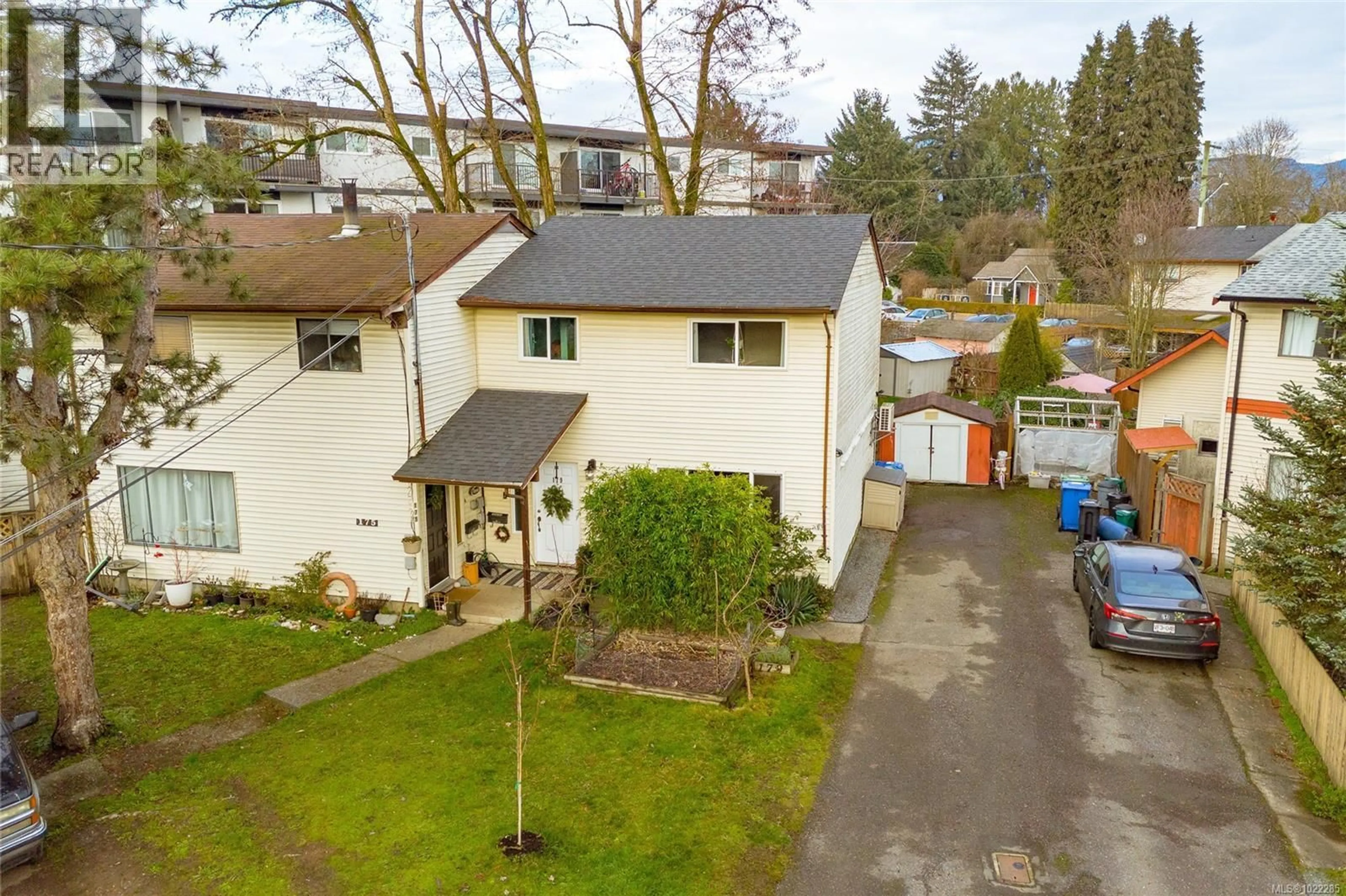 A pic from outside/outdoor area/front of a property/back of a property/a pic from drone, street for 179 MCKINSTRY PLACE, Duncan British Columbia V9L4Y4