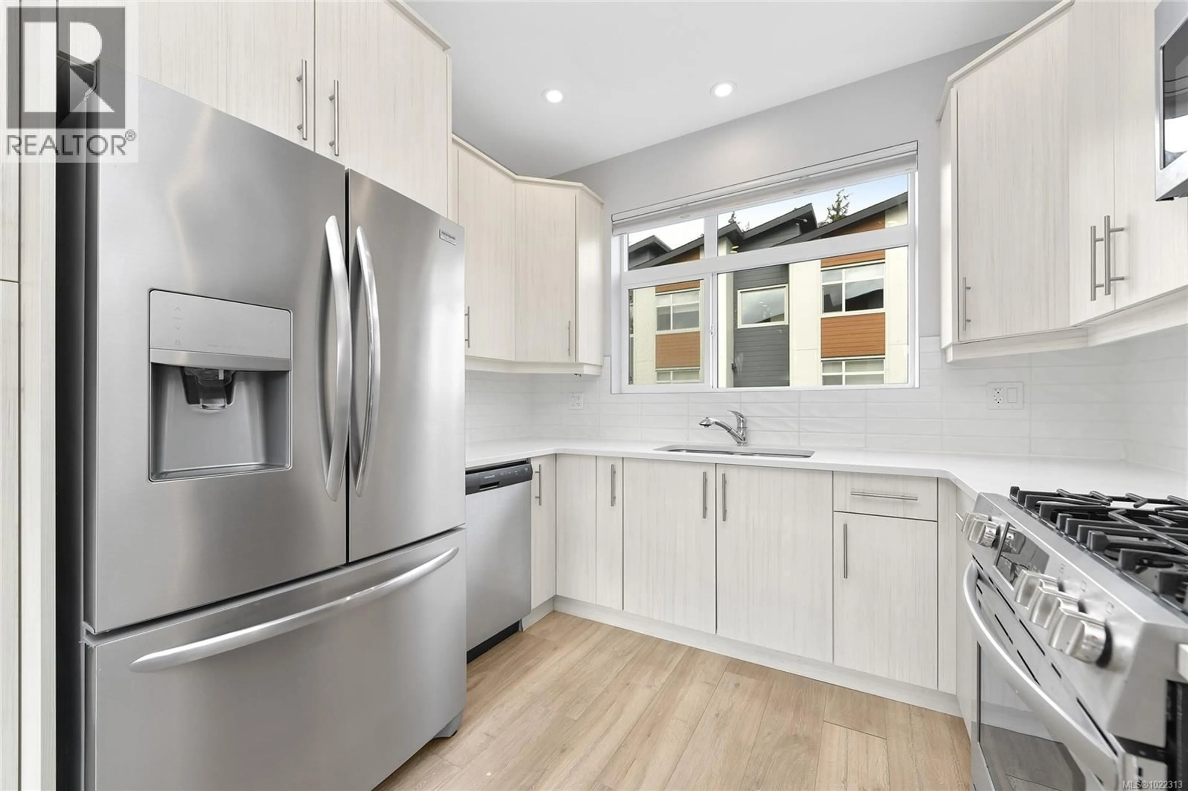 Unknown for 104 - 3429 HAPPY VALLEY ROAD, Langford British Columbia V9C2X9