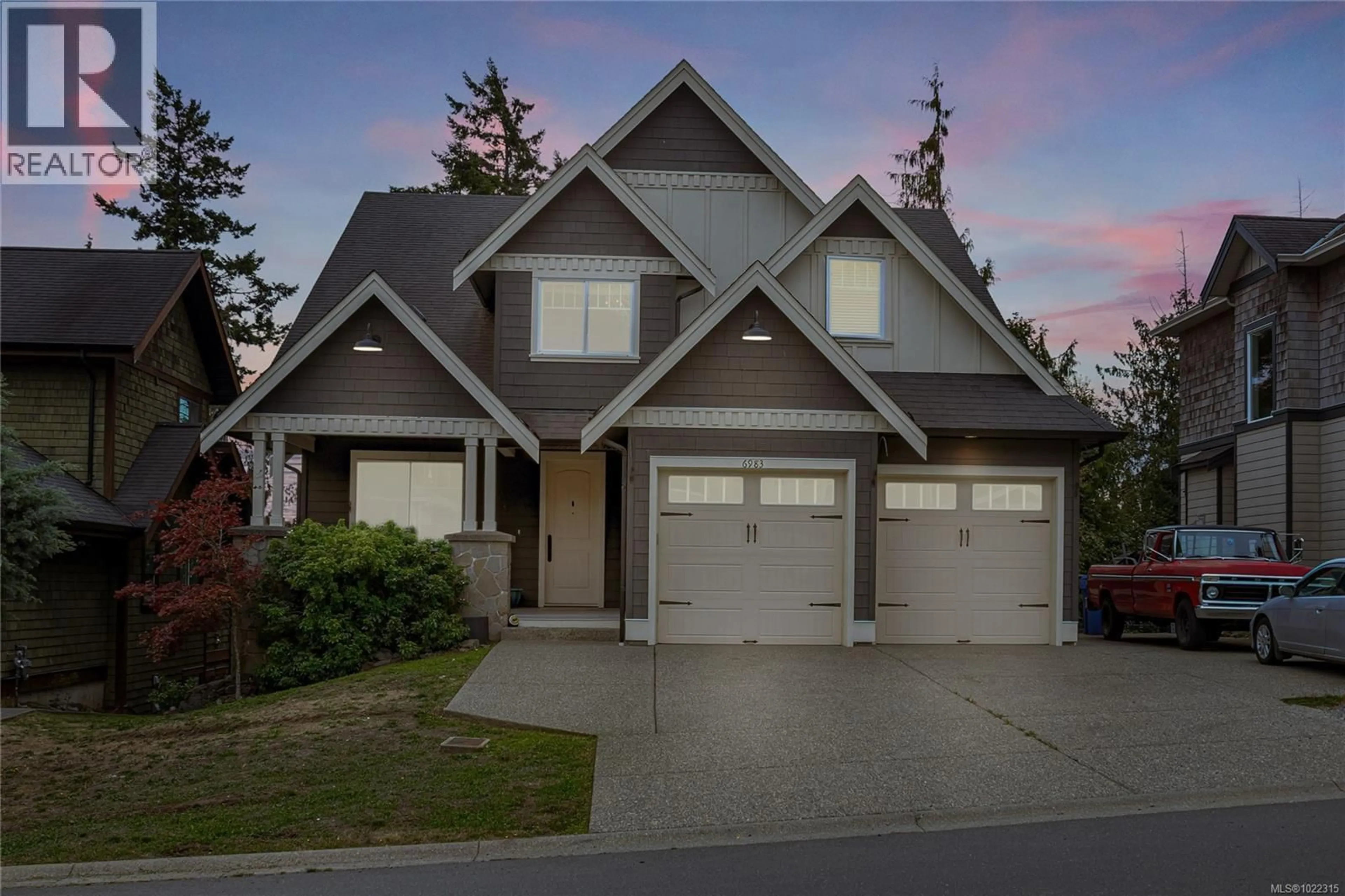 Home with vinyl exterior material, street for 6983 BRAILSFORD PLACE, Sooke British Columbia V9Z1J7