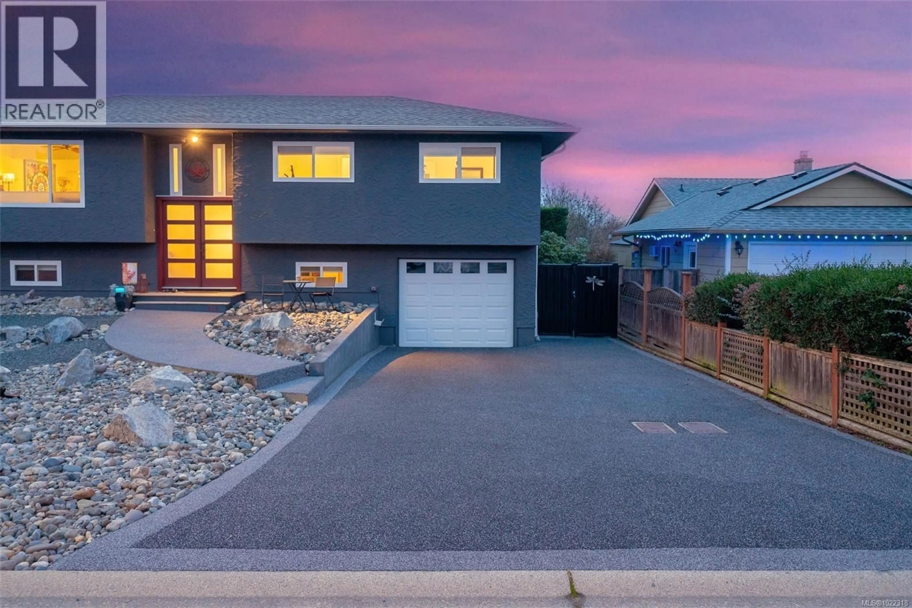 Home with brick exterior material, street for 214 CAMERON STREET, Parksville British Columbia V9P1G7