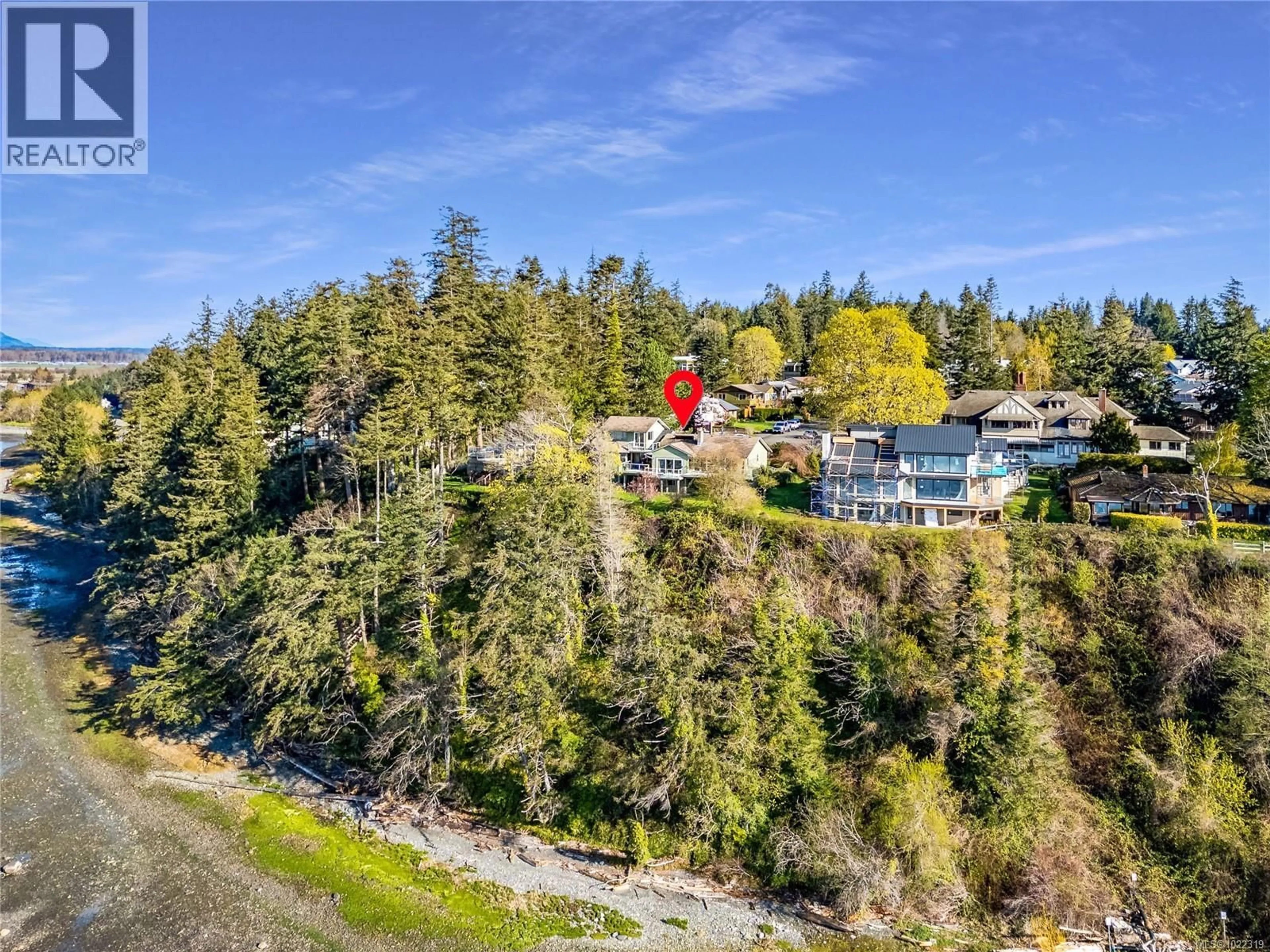 A pic from outside/outdoor area/front of a property/back of a property/a pic from drone, water/lake/river/ocean view for 145 MANOR PLACE, Comox British Columbia V9M1C6