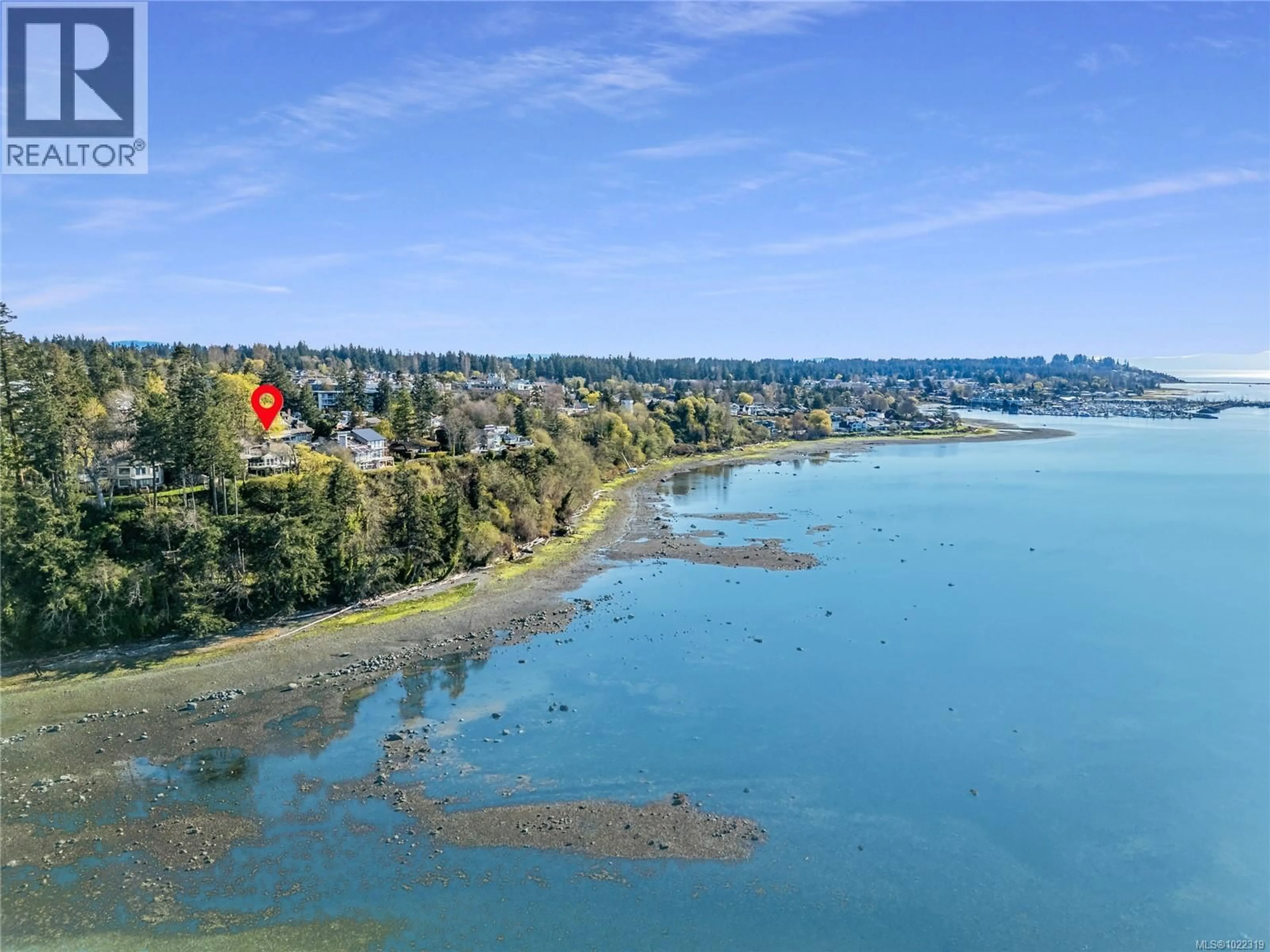 A pic from outside/outdoor area/front of a property/back of a property/a pic from drone, water/lake/river/ocean view for 145 MANOR PLACE, Comox British Columbia V9M1C6