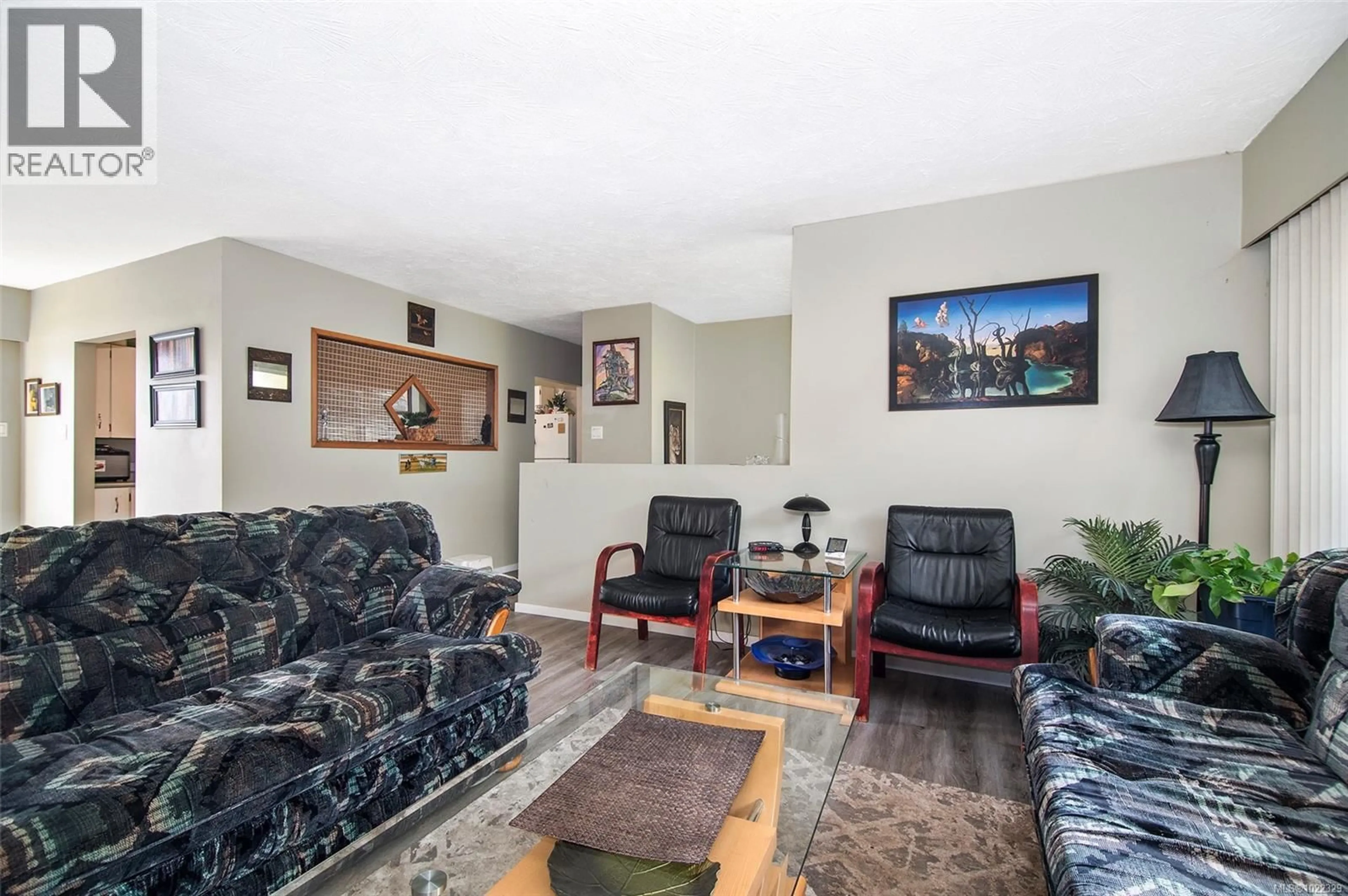 Living room with furniture, unknown for 261 AMBLESIDE DRIVE, Sayward British Columbia V0P1R0