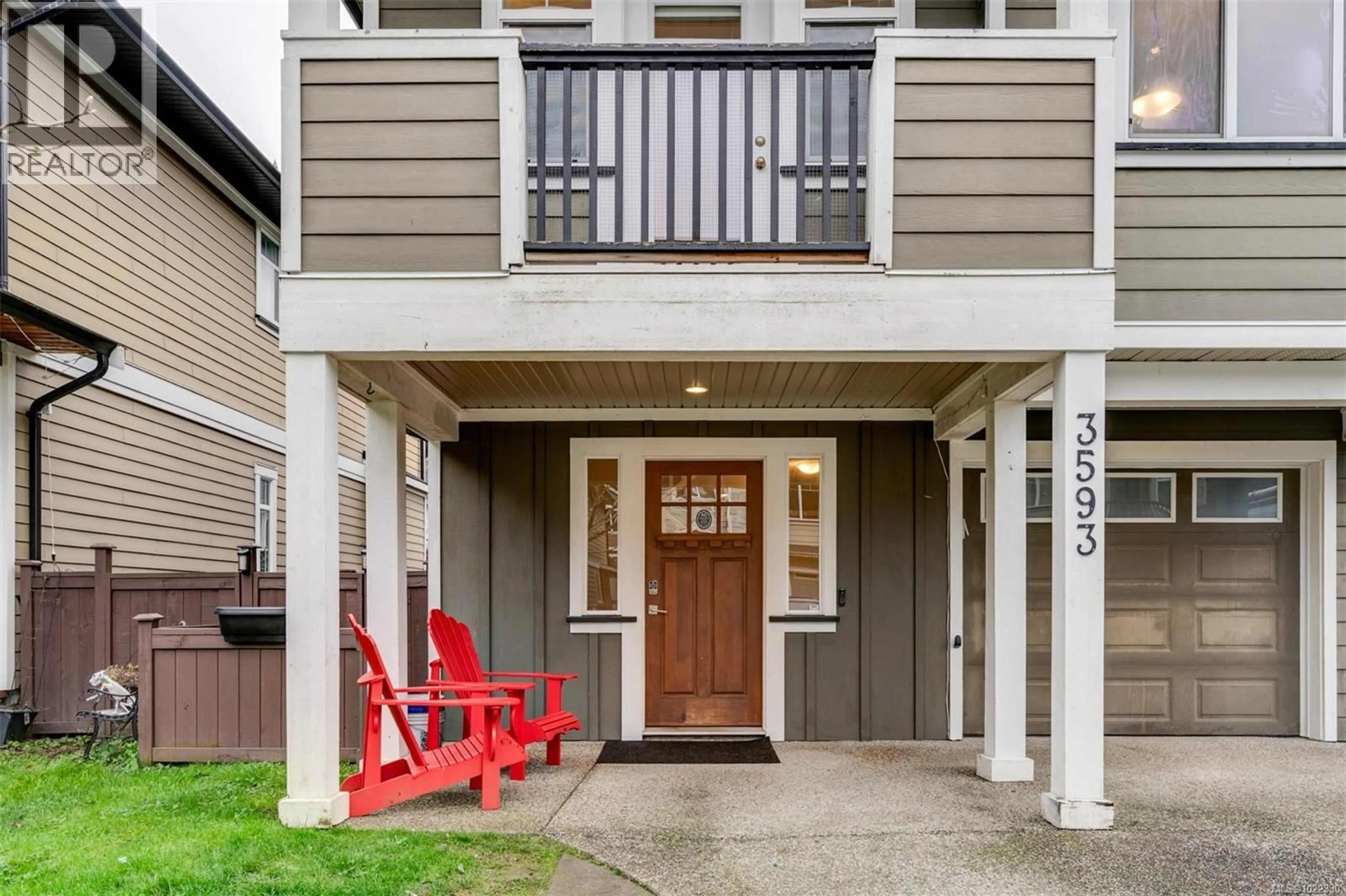 Indoor entryway for 3593 KINETIC COURT, Langford British Columbia V9C0E9