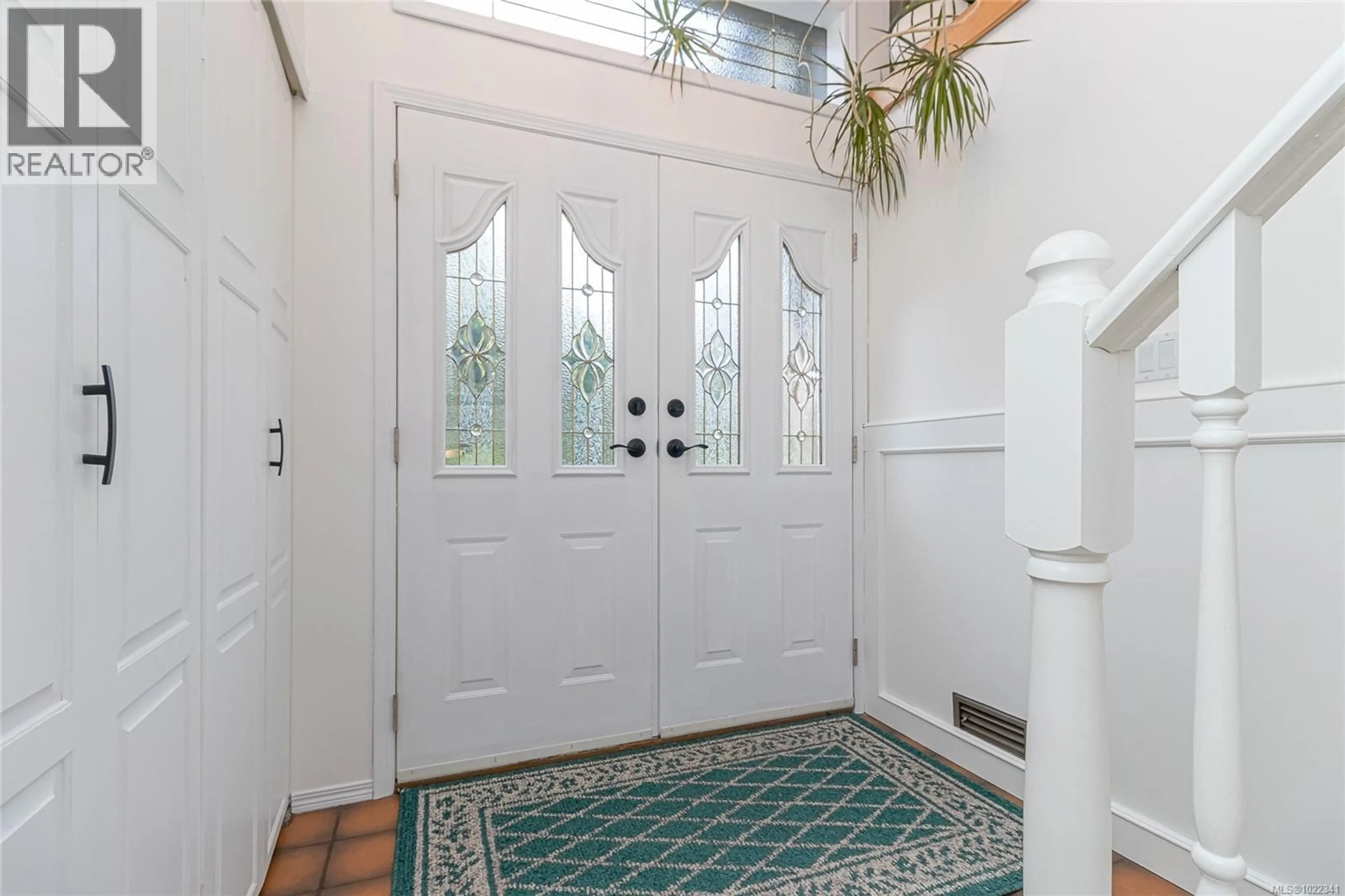 Indoor entryway for 6627 LAKES ROAD, Duncan British Columbia V9L5V9