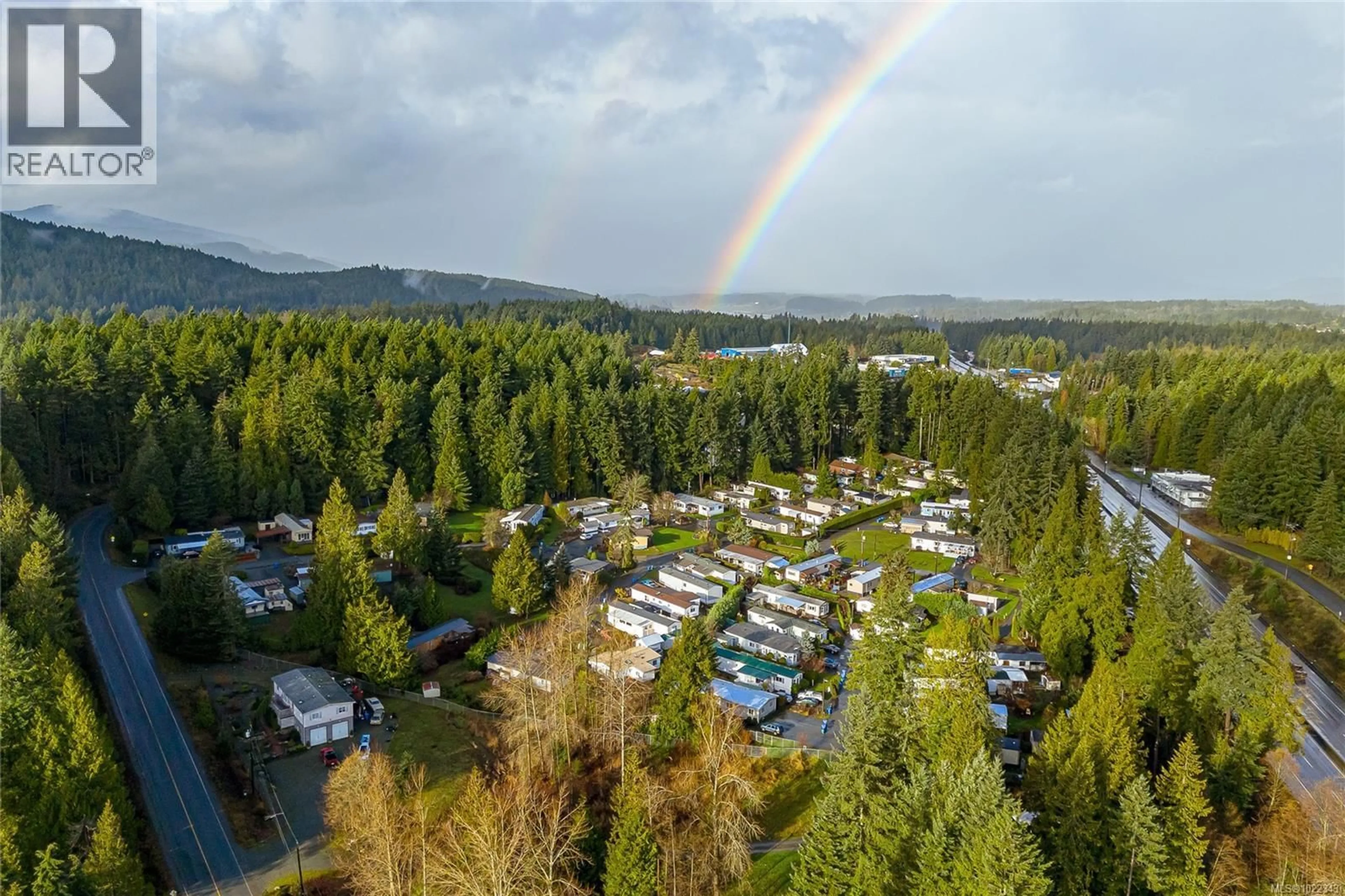 A pic from outside/outdoor area/front of a property/back of a property/a pic from drone, mountain view for 46 - 3640 TRANS CANADA HIGHWAY, Cobble Hill British Columbia V8H0A2