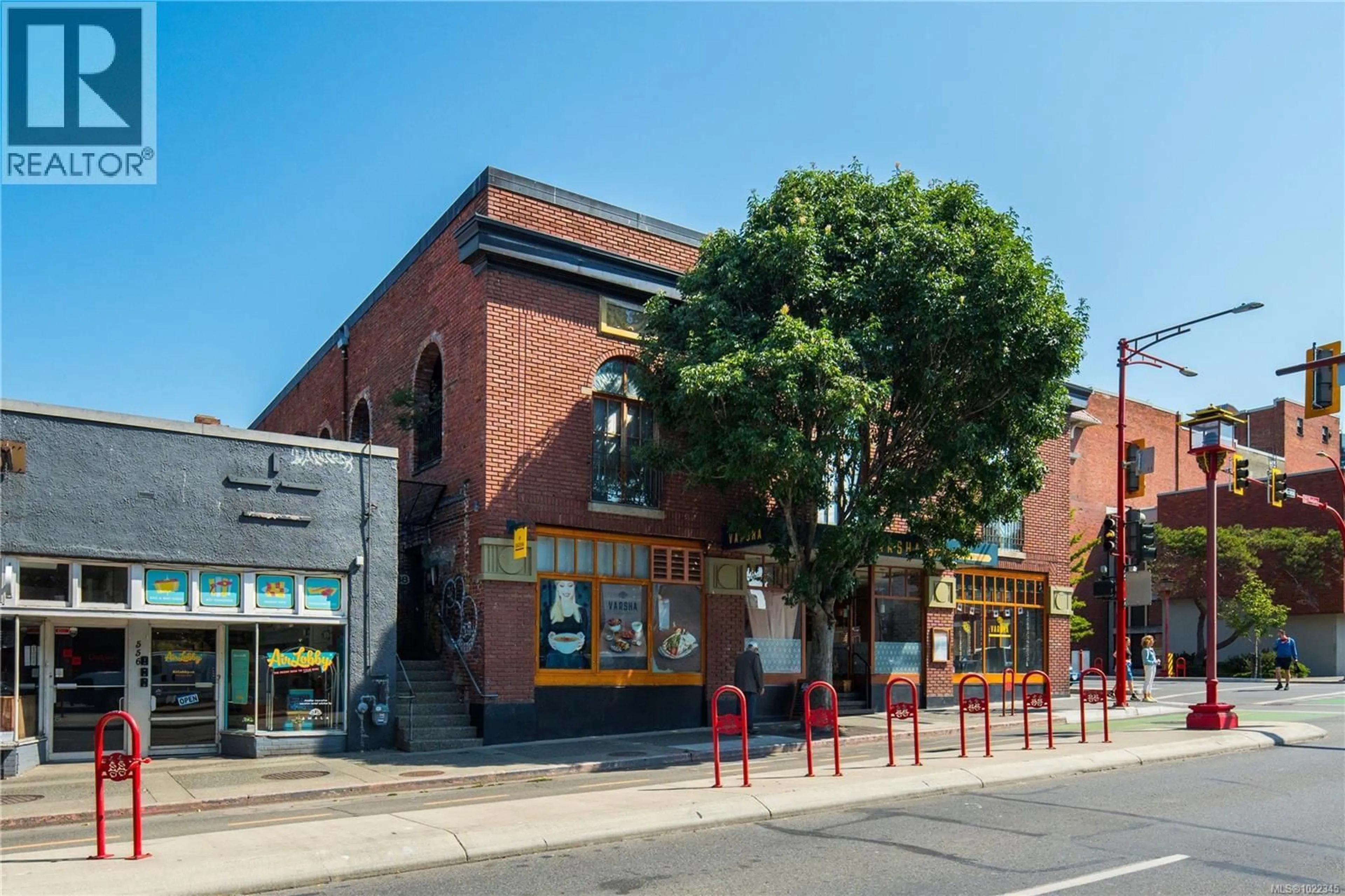 Unknown for 204 - 588 PANDORA AVENUE, Victoria British Columbia V8W1N7