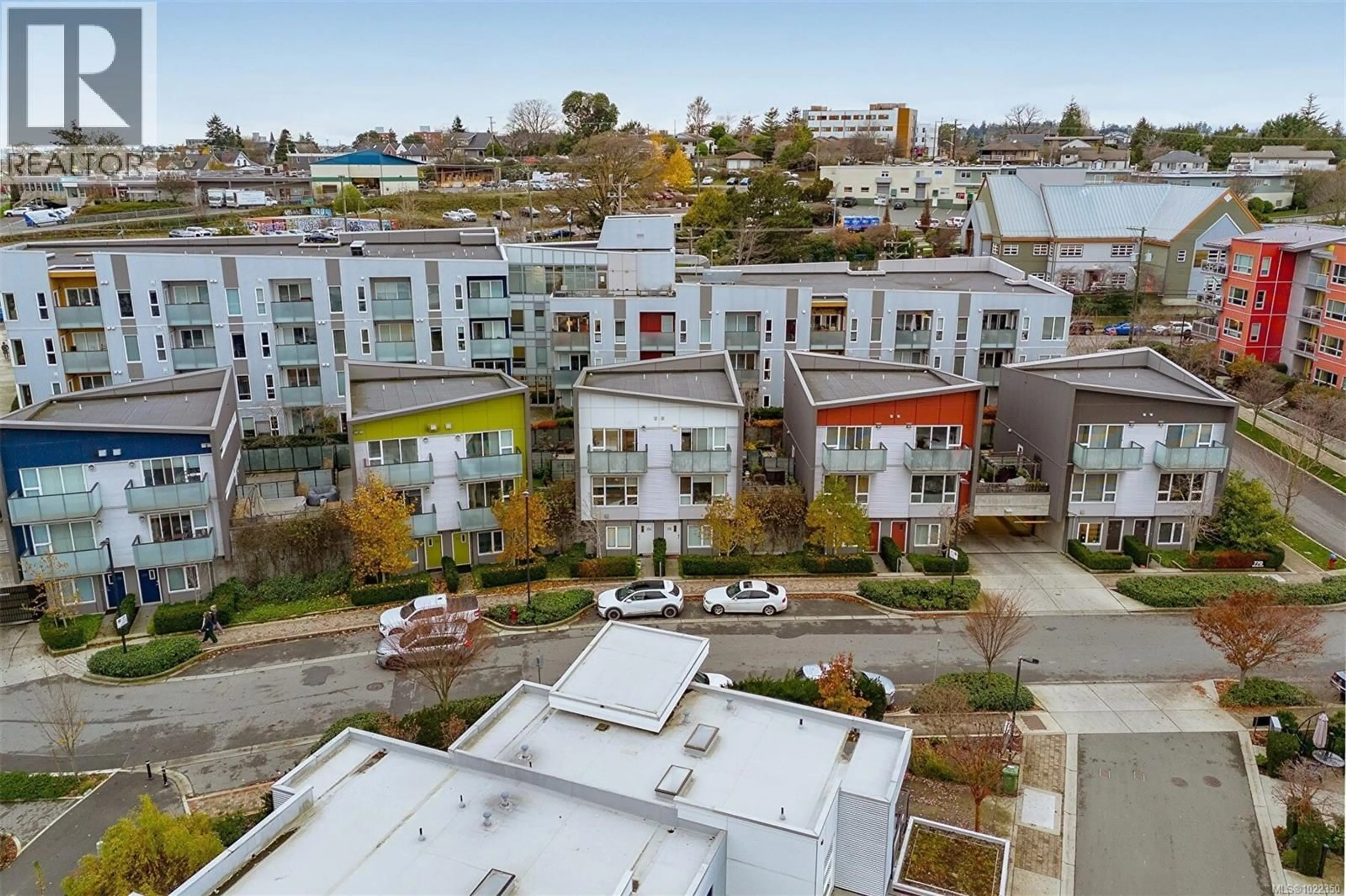 A pic from outside/outdoor area/front of a property/back of a property/a pic from drone, city buildings view from balcony for 106 - 770 CENTRAL SPUR ROAD, Victoria British Columbia V9A0G7