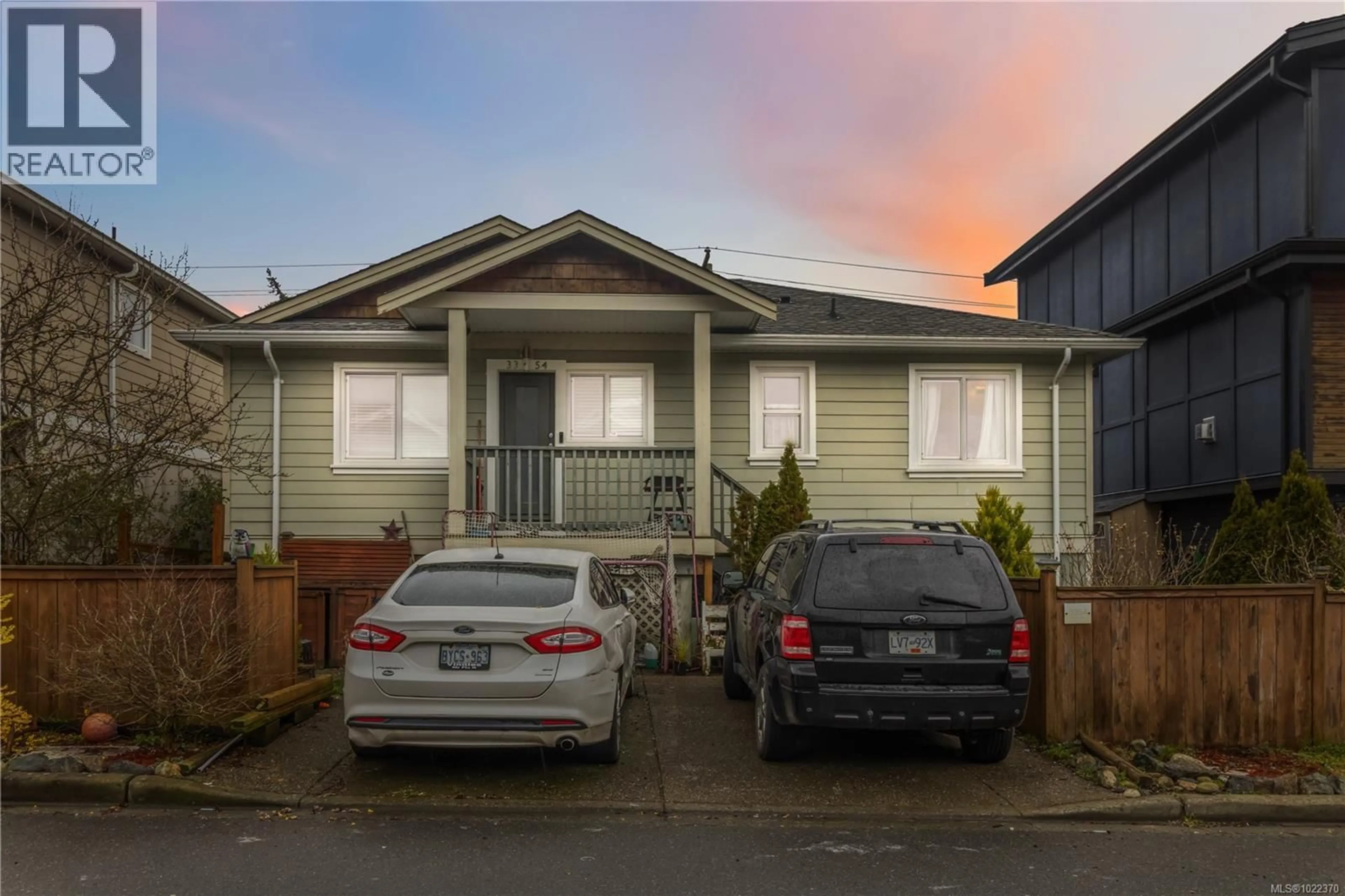 Home with vinyl exterior material, street for 3354 VISION WAY, Langford British Columbia V9C0E4