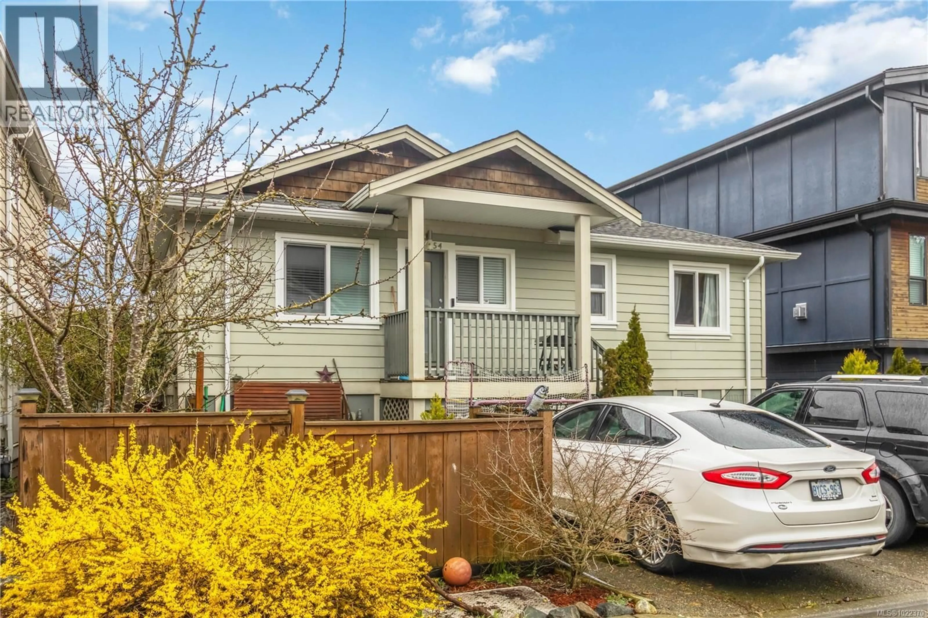 Home with vinyl exterior material, street for 3354 VISION WAY, Langford British Columbia V9C0E4