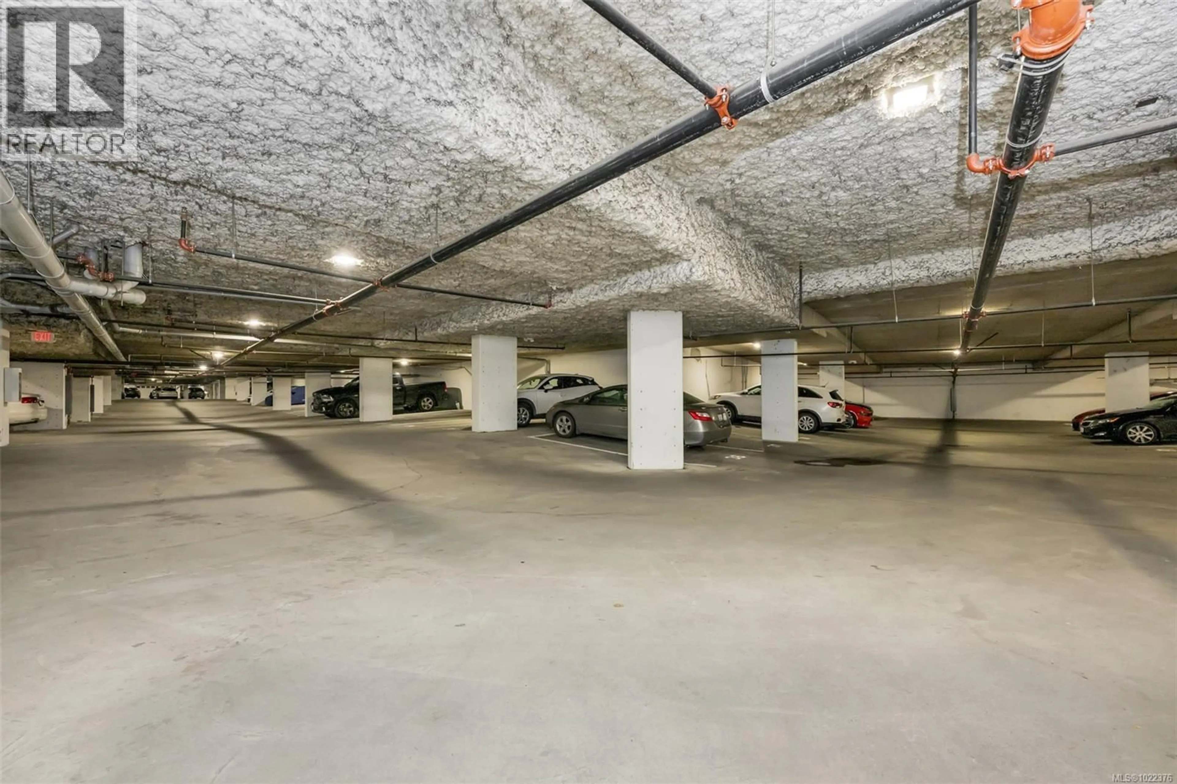 Parking for 727 - 2745 VETERANS MEMORIAL PARKWAY, Langford British Columbia V9B0H4