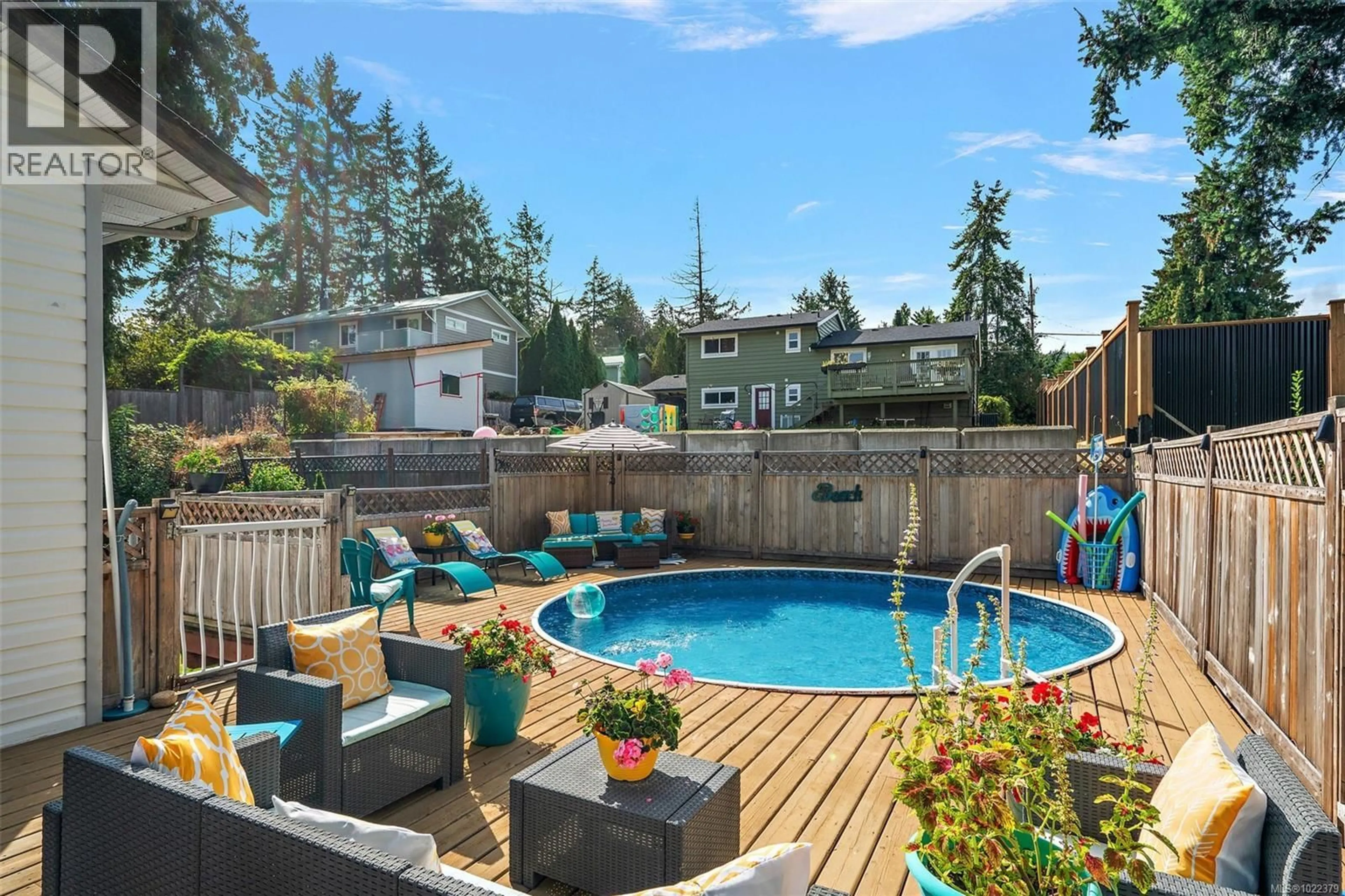 Pool for 6877 PHILIP ROAD, Lantzville British Columbia V0R2H0