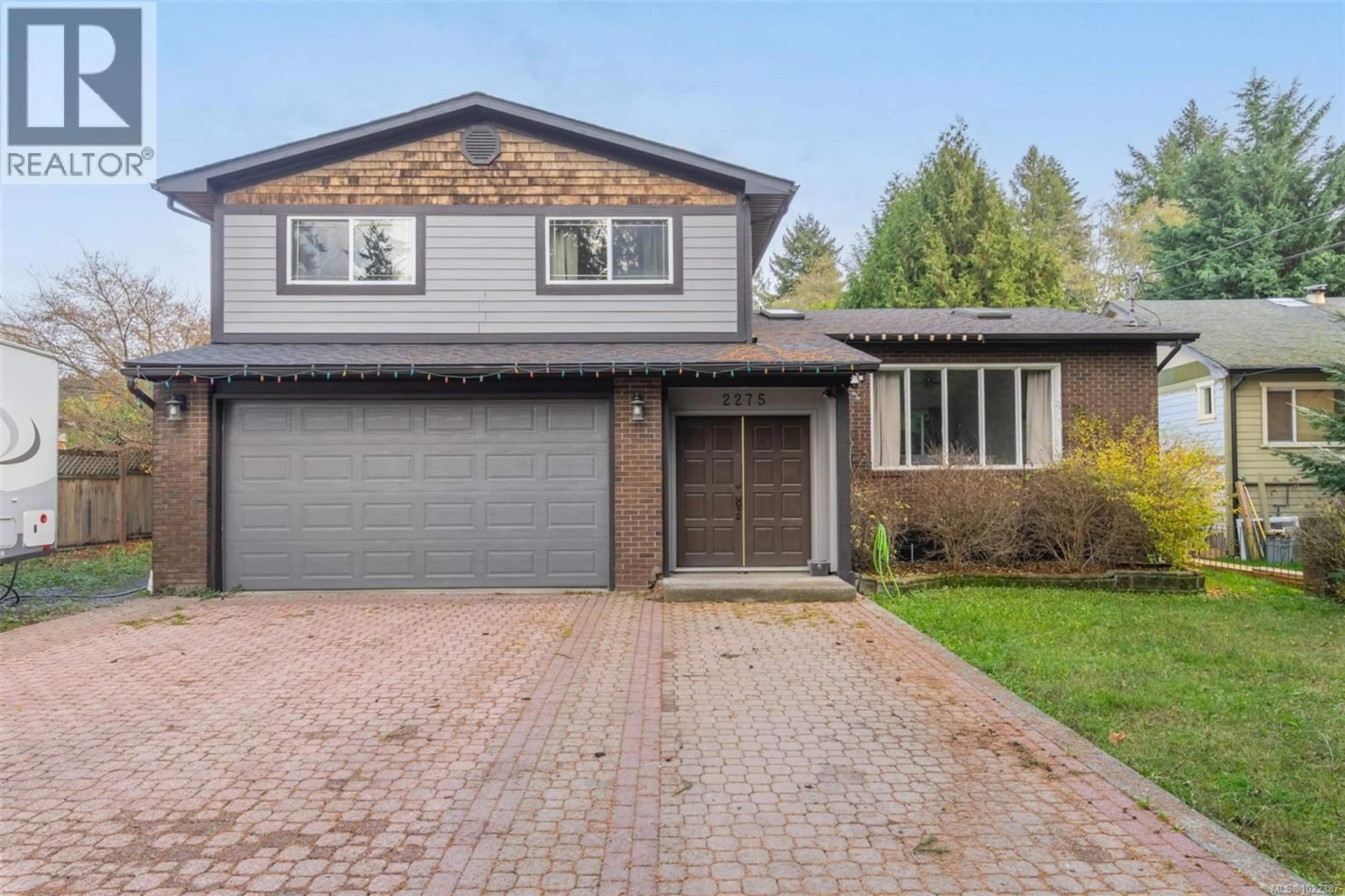 Home with brick exterior material, street for 2275 MILLSTREAM ROAD, Langford British Columbia V9B6H2