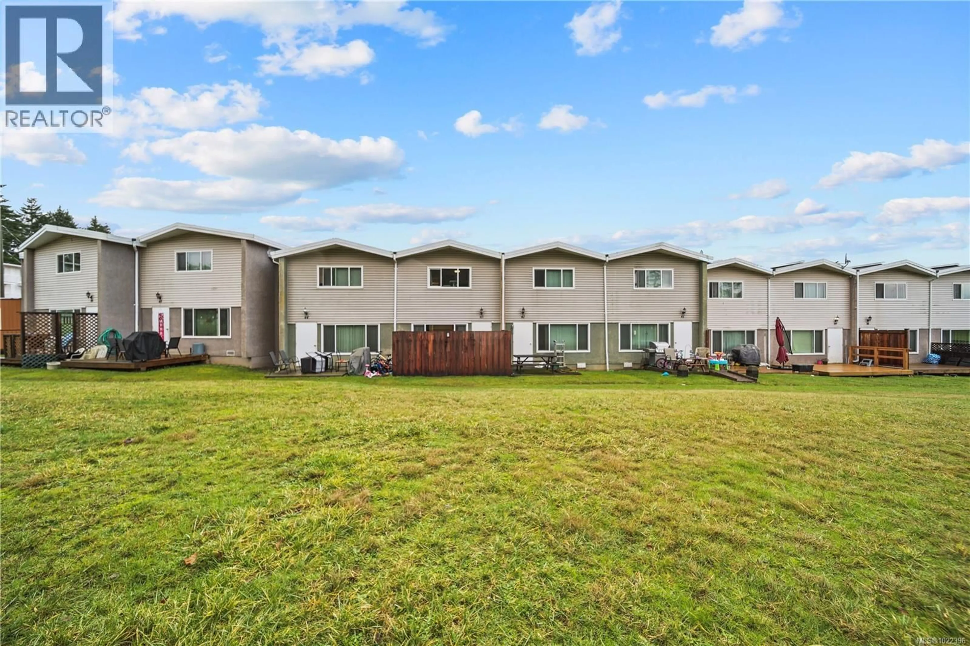 A pic from outside/outdoor area/front of a property/back of a property/a pic from drone, unknown for 43 - 4110 KENDALL AVENUE, Port Alberni British Columbia V9Y5J1