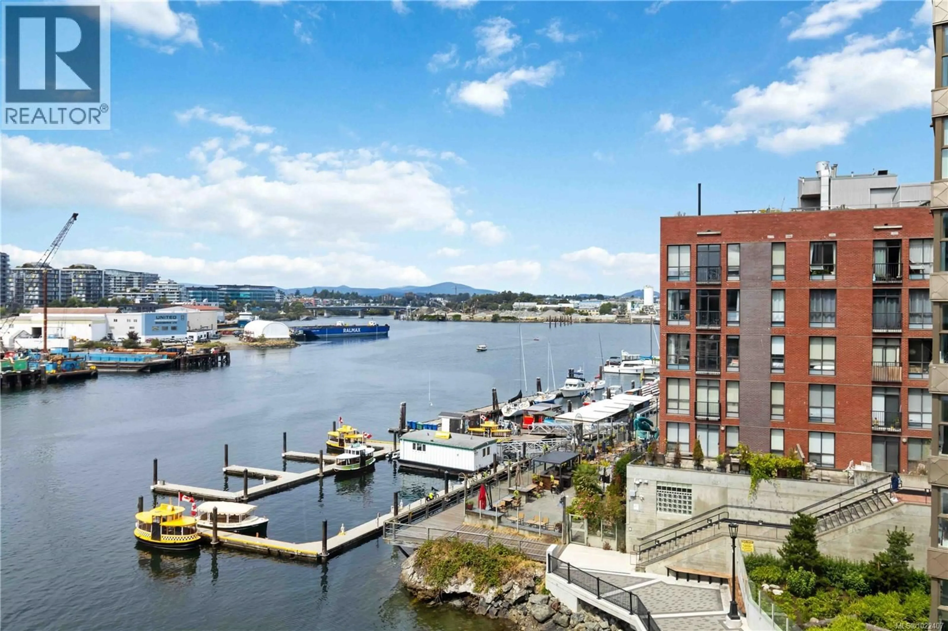 Patio, water/lake/river/ocean view for 117 - 409 SWIFT STREET, Victoria British Columbia V8W1S2
