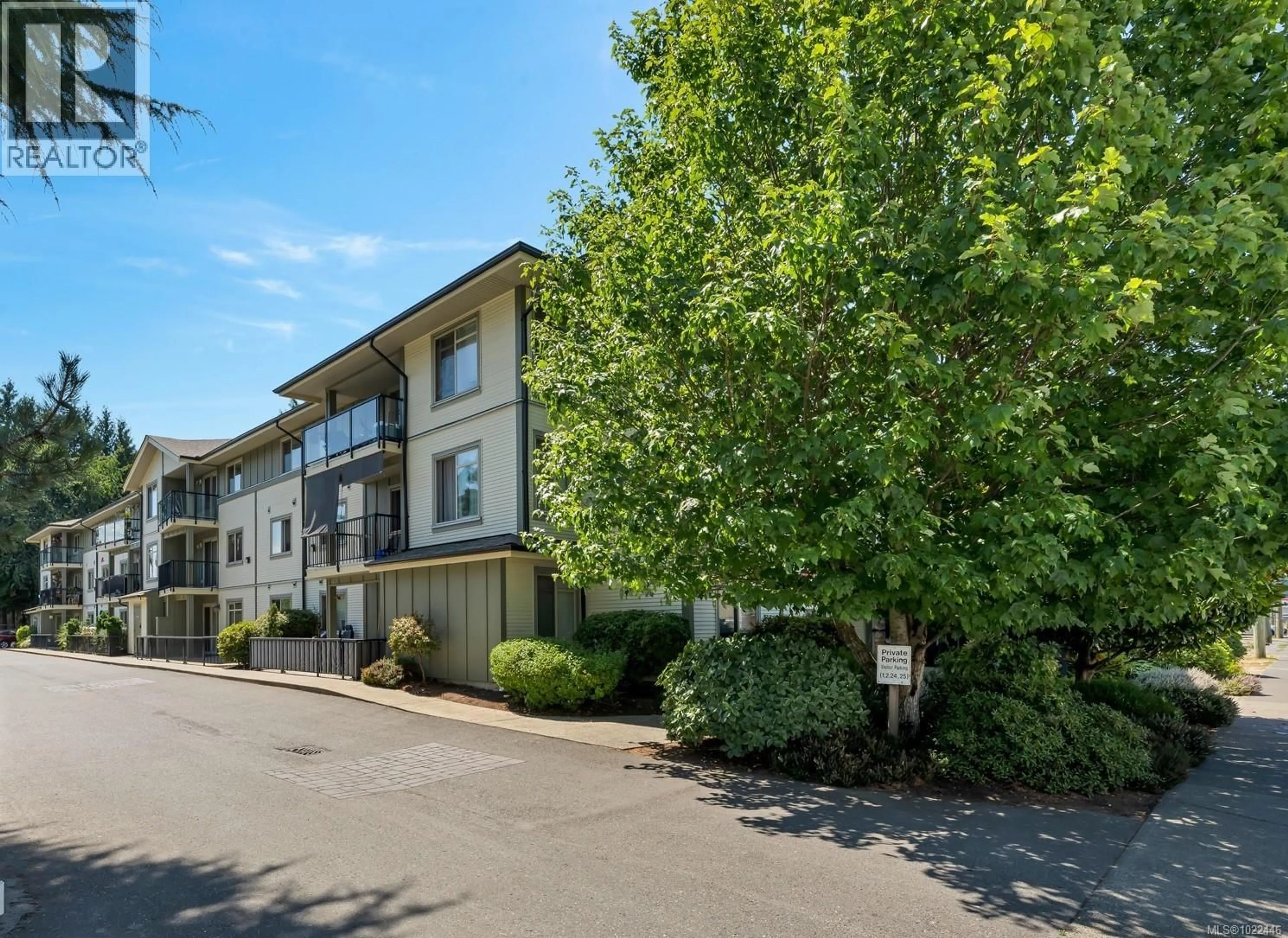 A pic from outside/outdoor area/front of a property/back of a property/a pic from drone, unknown for 207 - 2568 DINGWALL STREET, Duncan British Columbia V9L2Y9